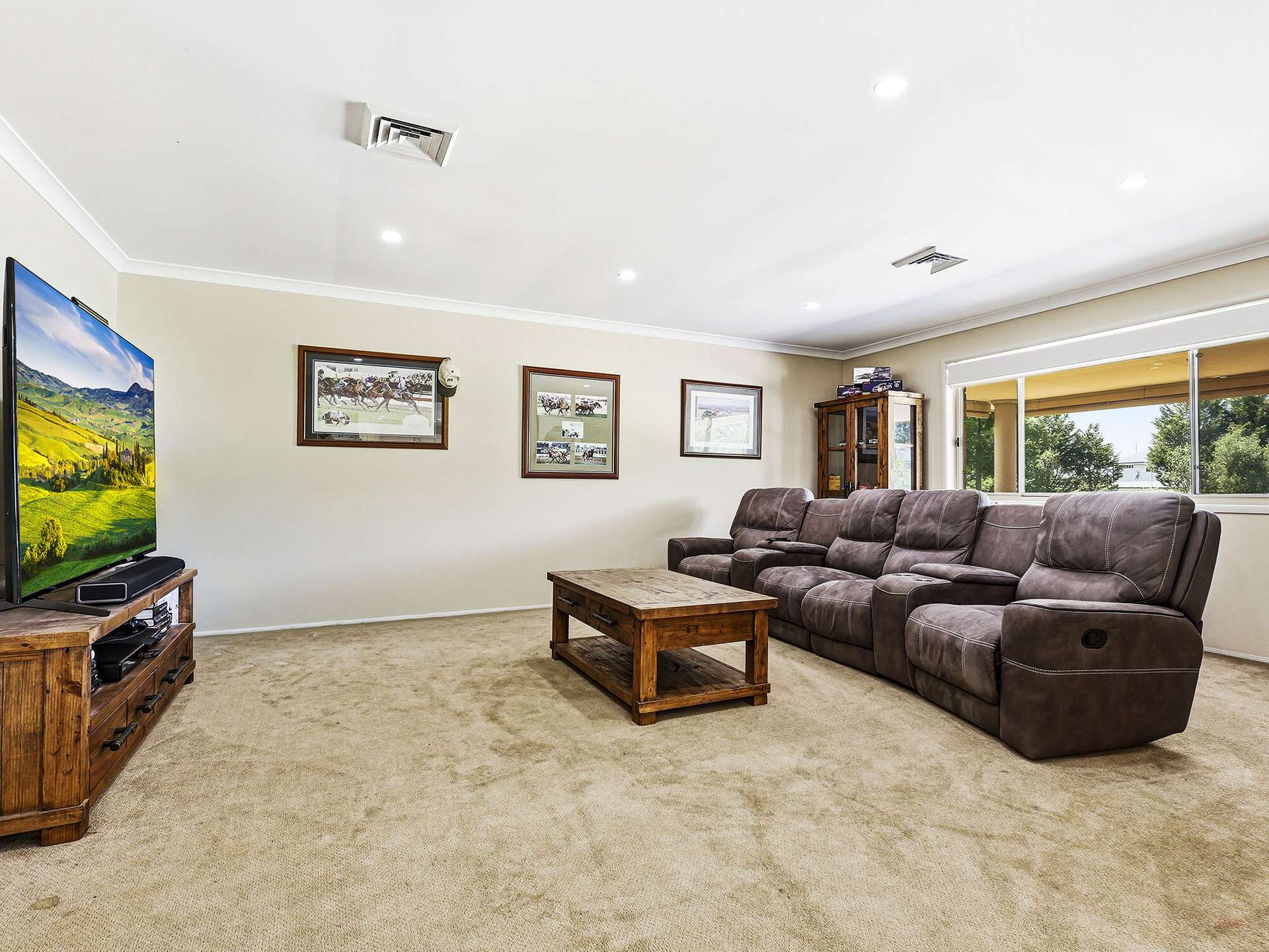 27 Woodside Drive, Moss Vale For Sale by Farmbuy.com - image 12