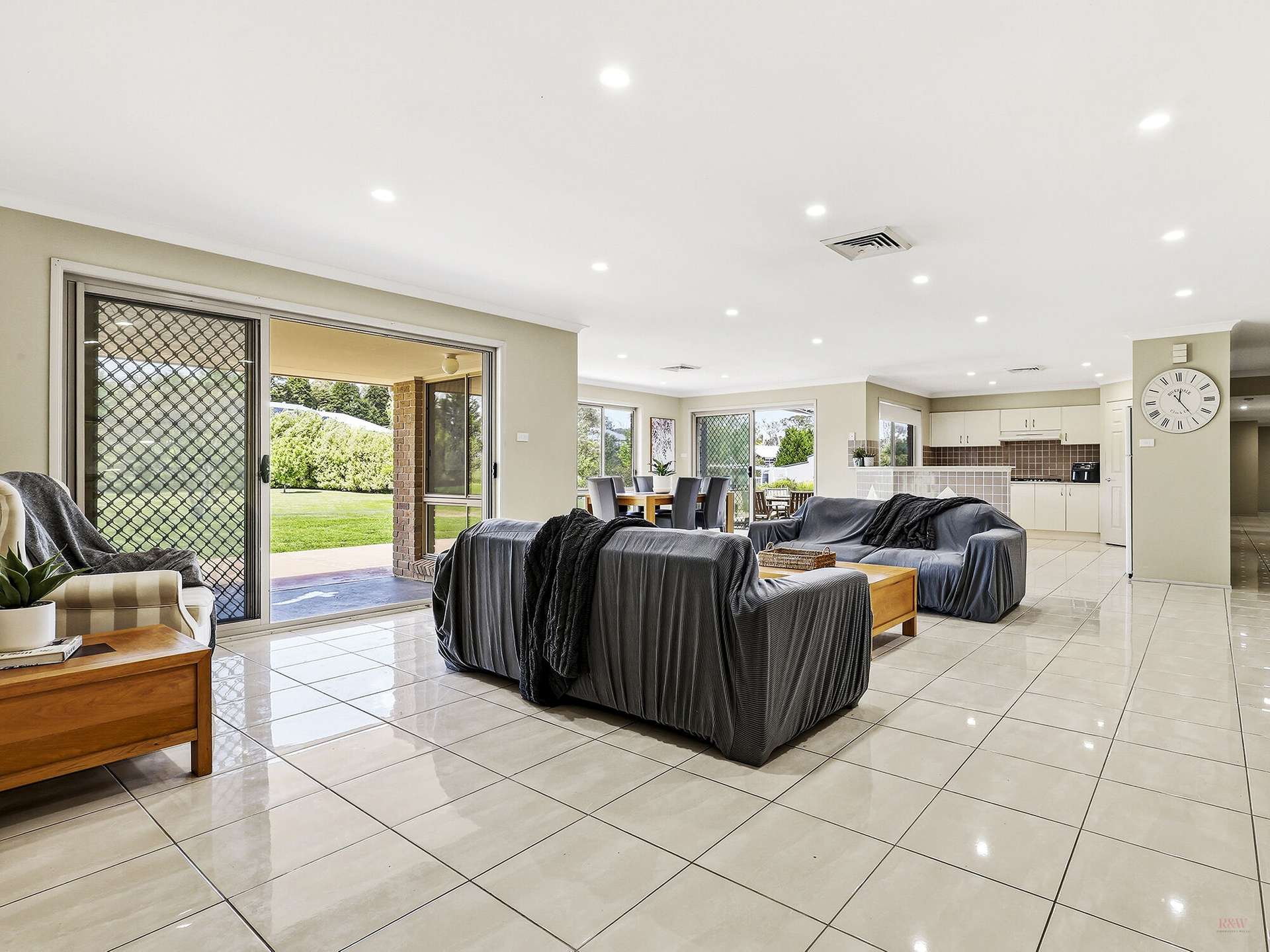 27 Woodside Drive, Moss Vale For Sale by Farmbuy.com - image 7