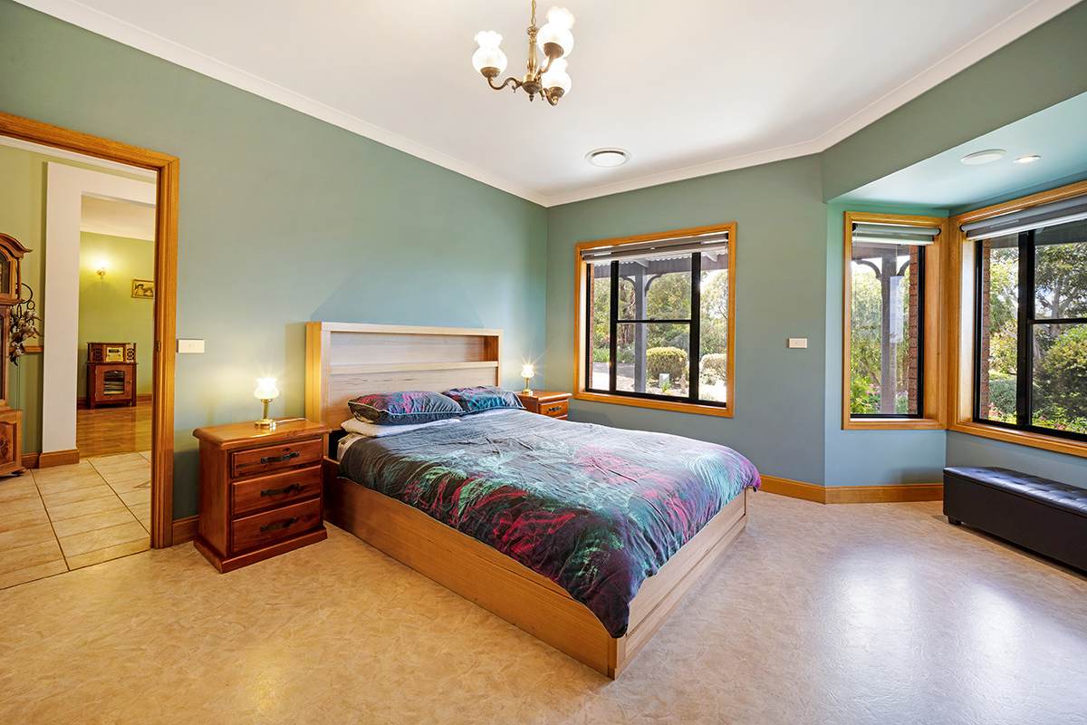 53 Leura Lane, Hamilton For Sale by Farmbuy.com - image 17
