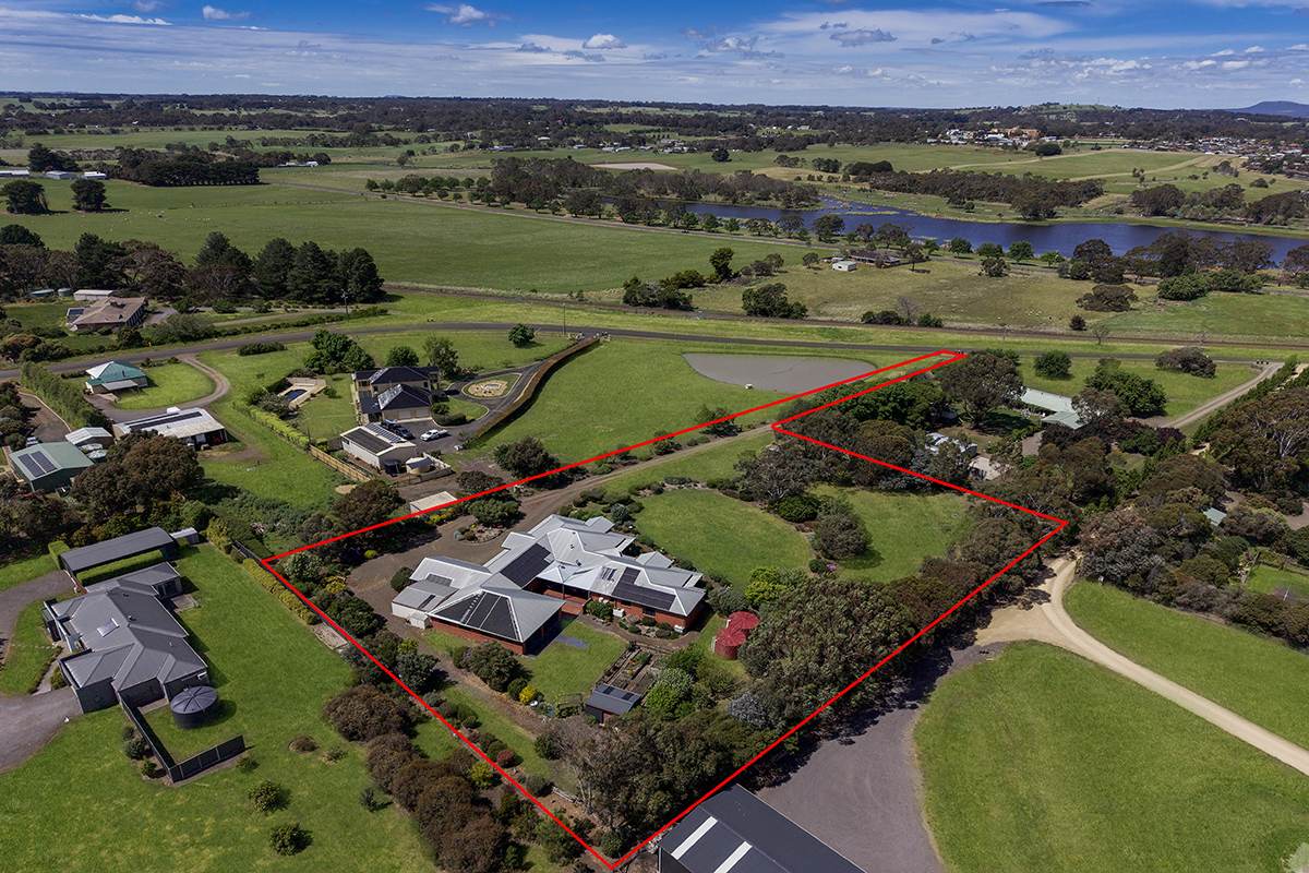 53 Leura Lane, Hamilton For Sale by Farmbuy.com - image 2
