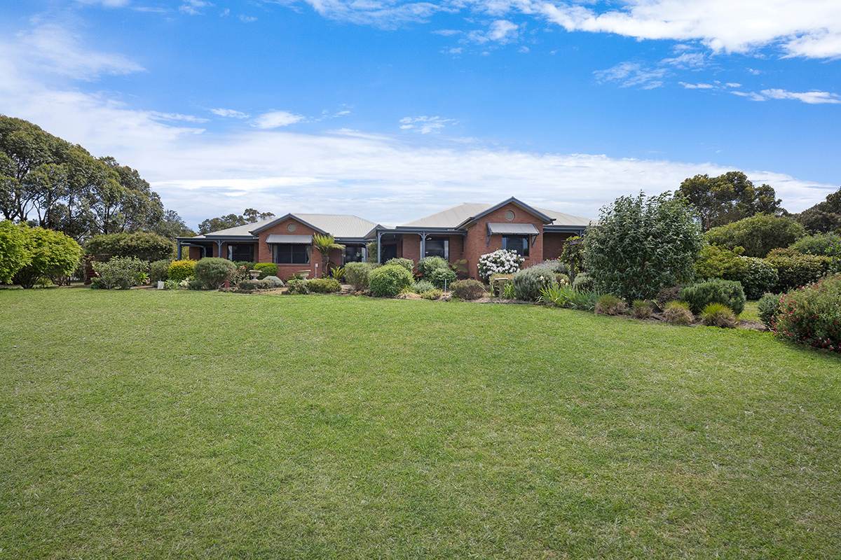 53 Leura Lane, Hamilton For Sale by Farmbuy.com - image 21
