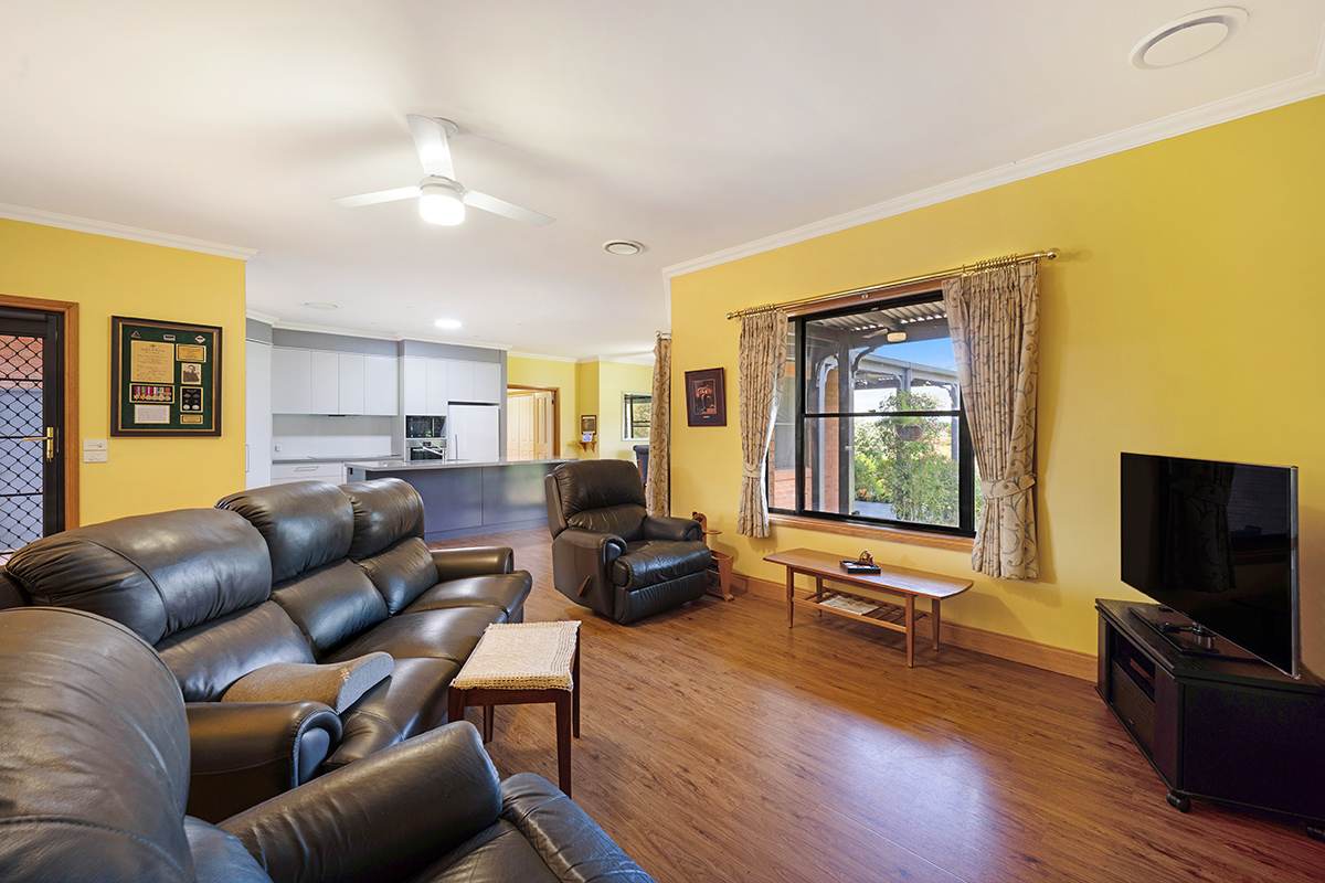 53 Leura Lane, Hamilton For Sale by Farmbuy.com - image 3