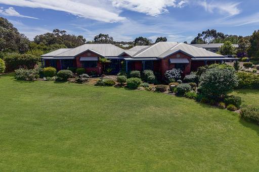53 Leura Lane, Hamilton VIC 3300