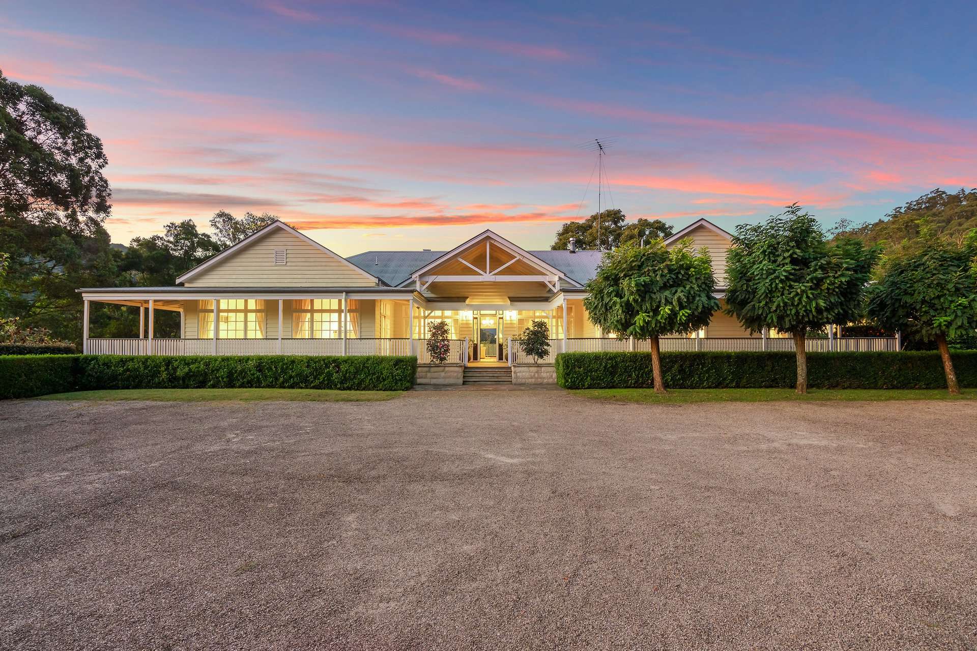 371 Ravensdale Road, Ravensdale For Sale by Farmbuy.com - image 1