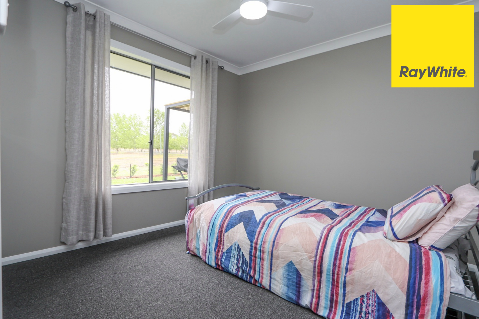 4 Talbragar Close, Inverell For Sale by Farmbuy.com - image 10
