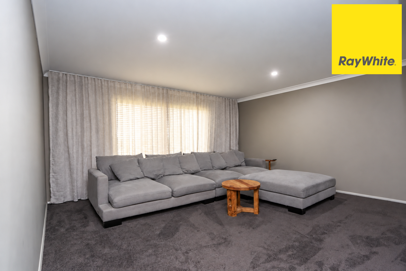 4 Talbragar Close, Inverell For Sale by Farmbuy.com - image 4