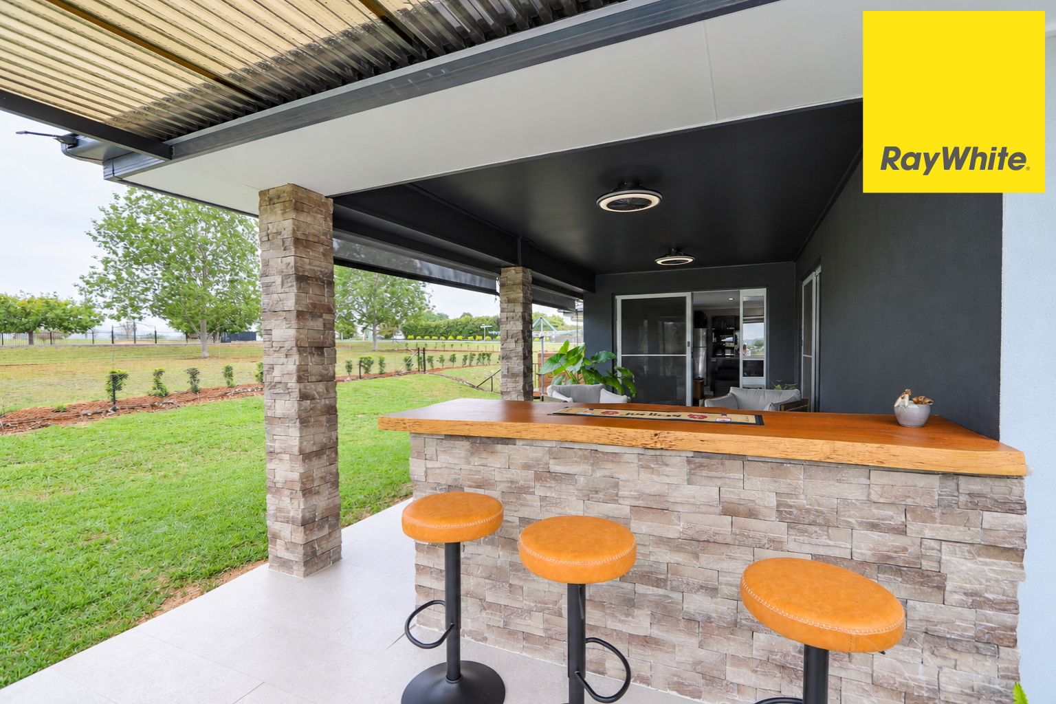 4 Talbragar Close, Inverell For Sale by Farmbuy.com - image 15