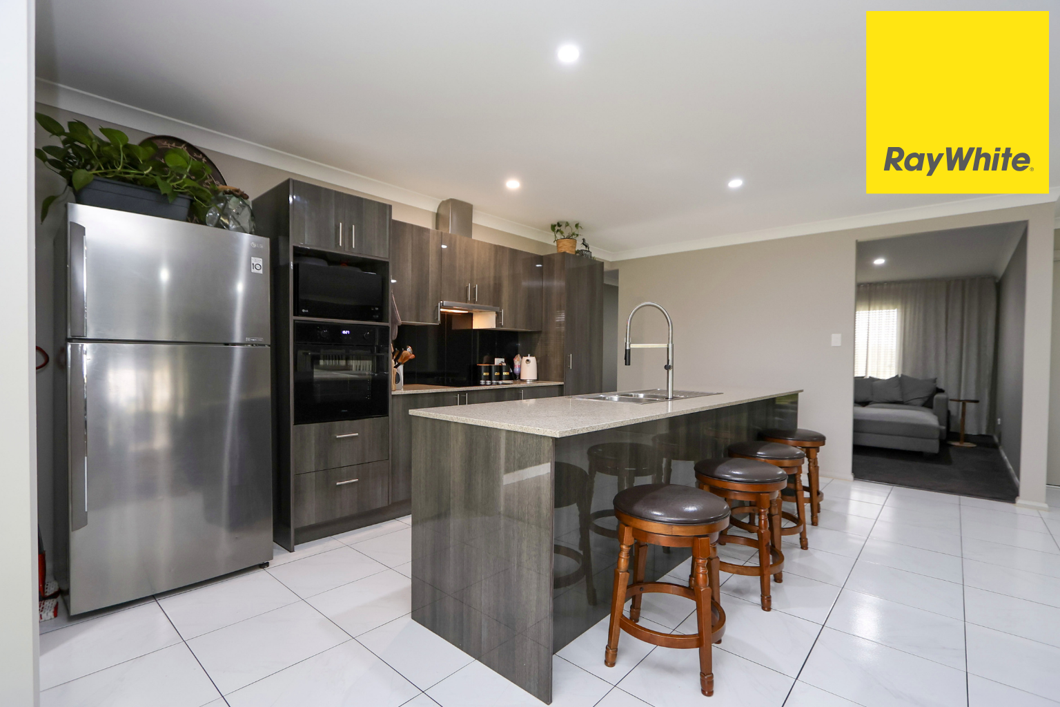 4 Talbragar Close, Inverell For Sale by Farmbuy.com - image 5
