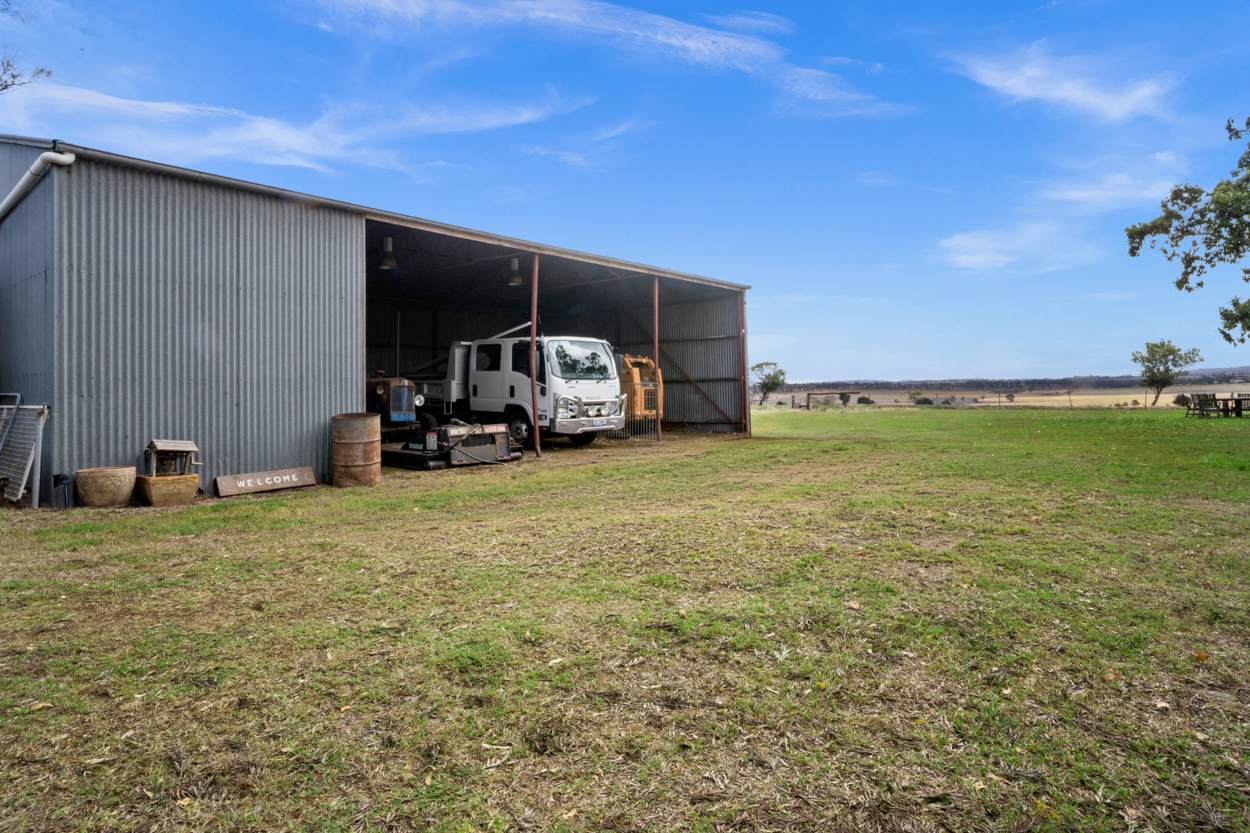 184 Umbiram School Road, Umbiram For Sale by Farmbuy.com - image 17
