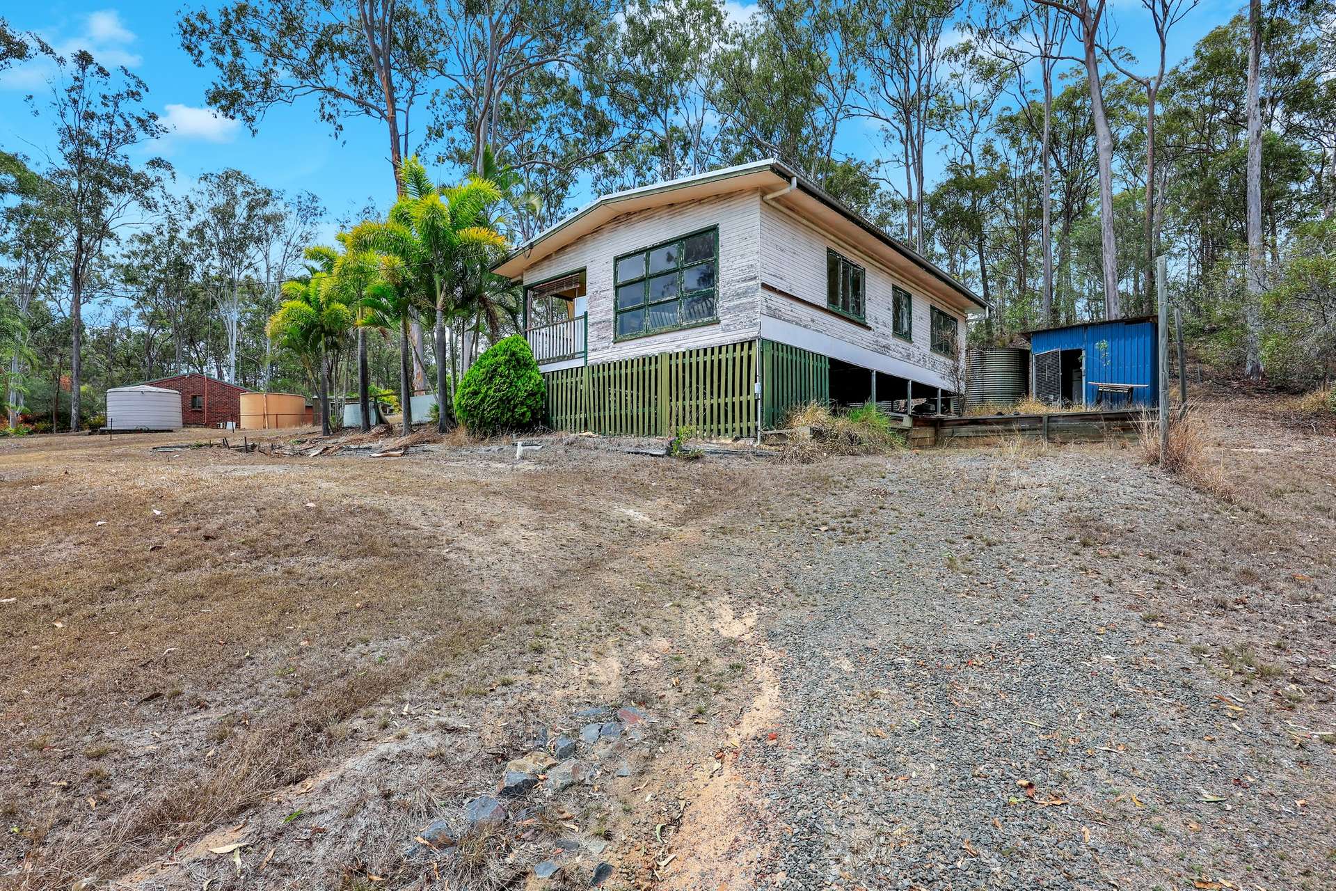 54 Commodore Drive, South Bingera For Sale by Farmbuy.com - image 4