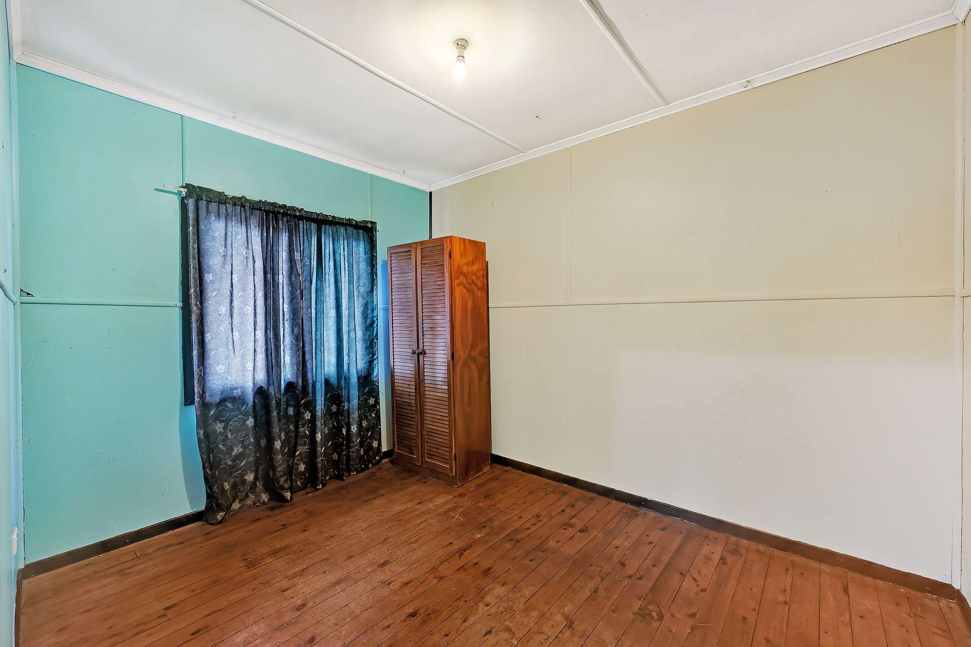 54 Commodore Drive, South Bingera For Sale by Farmbuy.com - image 11