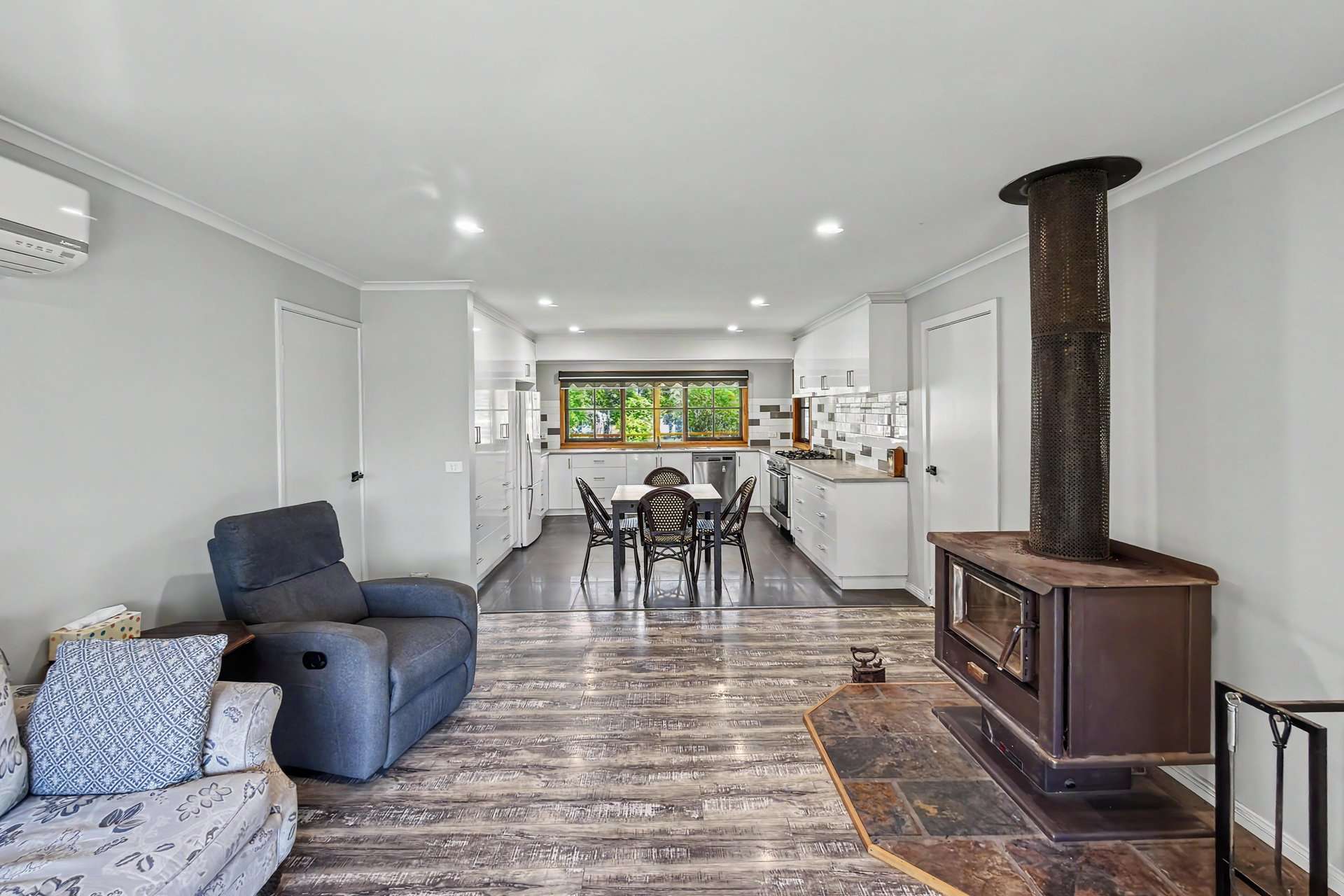 97 Highton Lane, Mansfield For Sale by Farmbuy.com - image 8