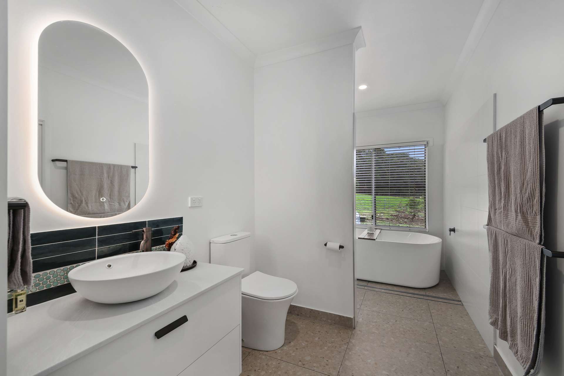 46 Dandaloo Drive, Cootharaba For Sale by Farmbuy.com - image 11