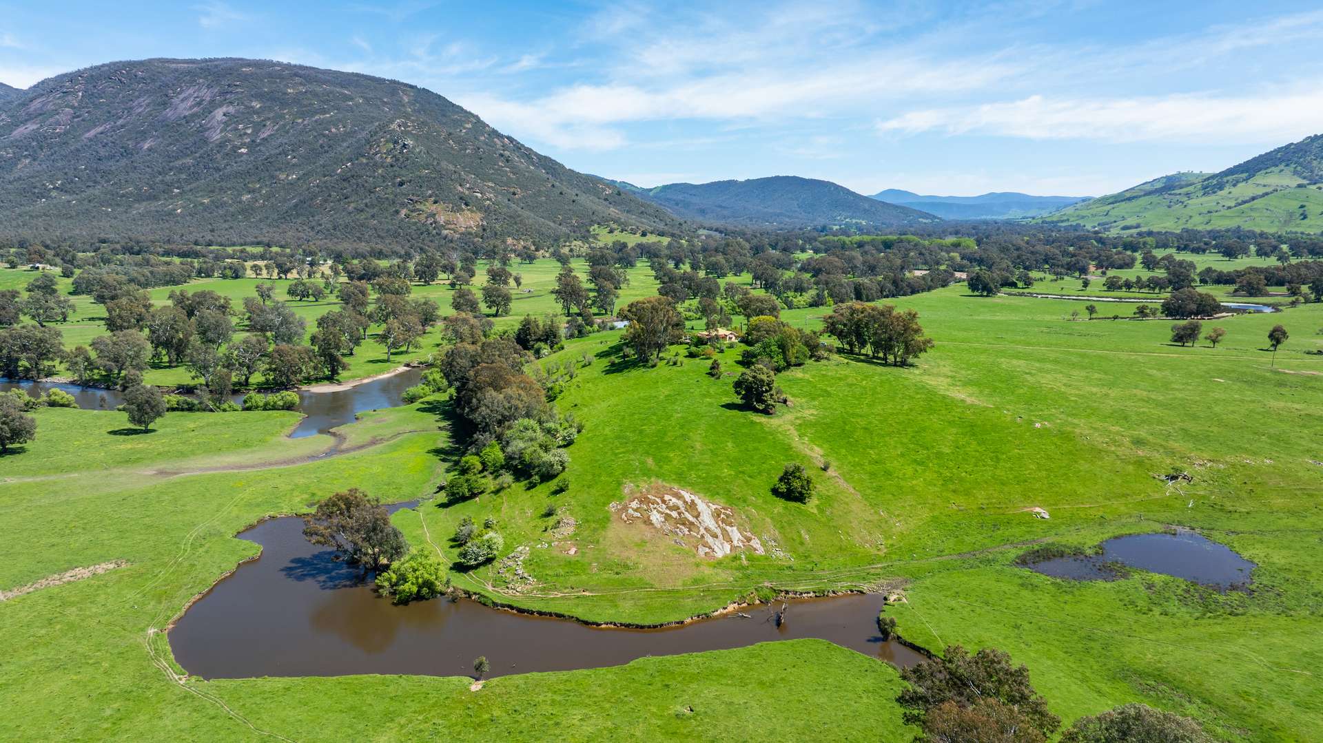 1159 River Road, Ournie Auction by Farmbuy.com - image 34