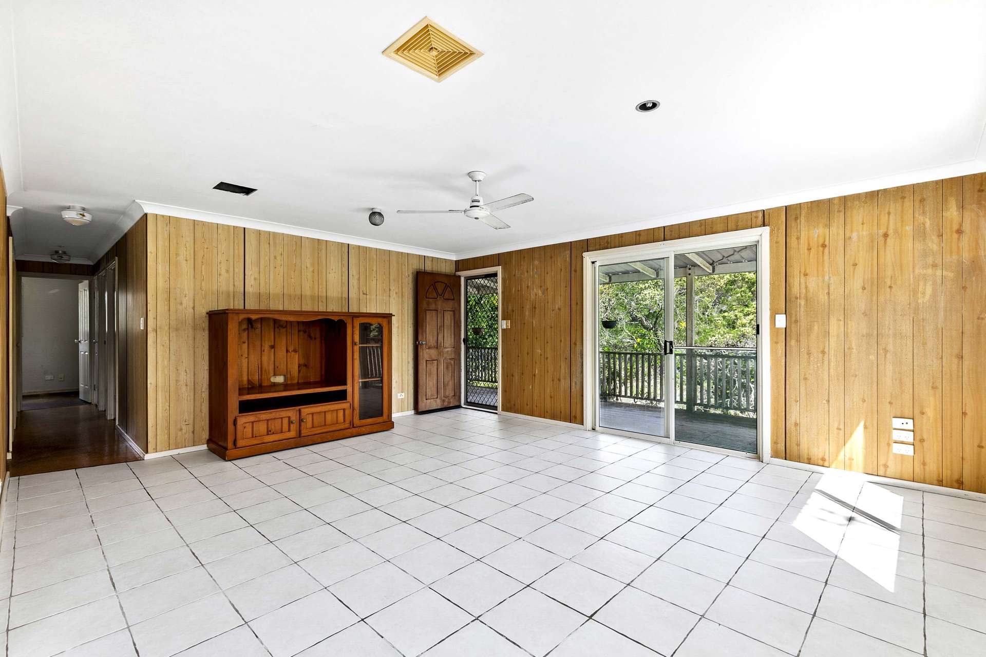97 Oslove Drive, Booral For Sale by Farmbuy.com - image 8
