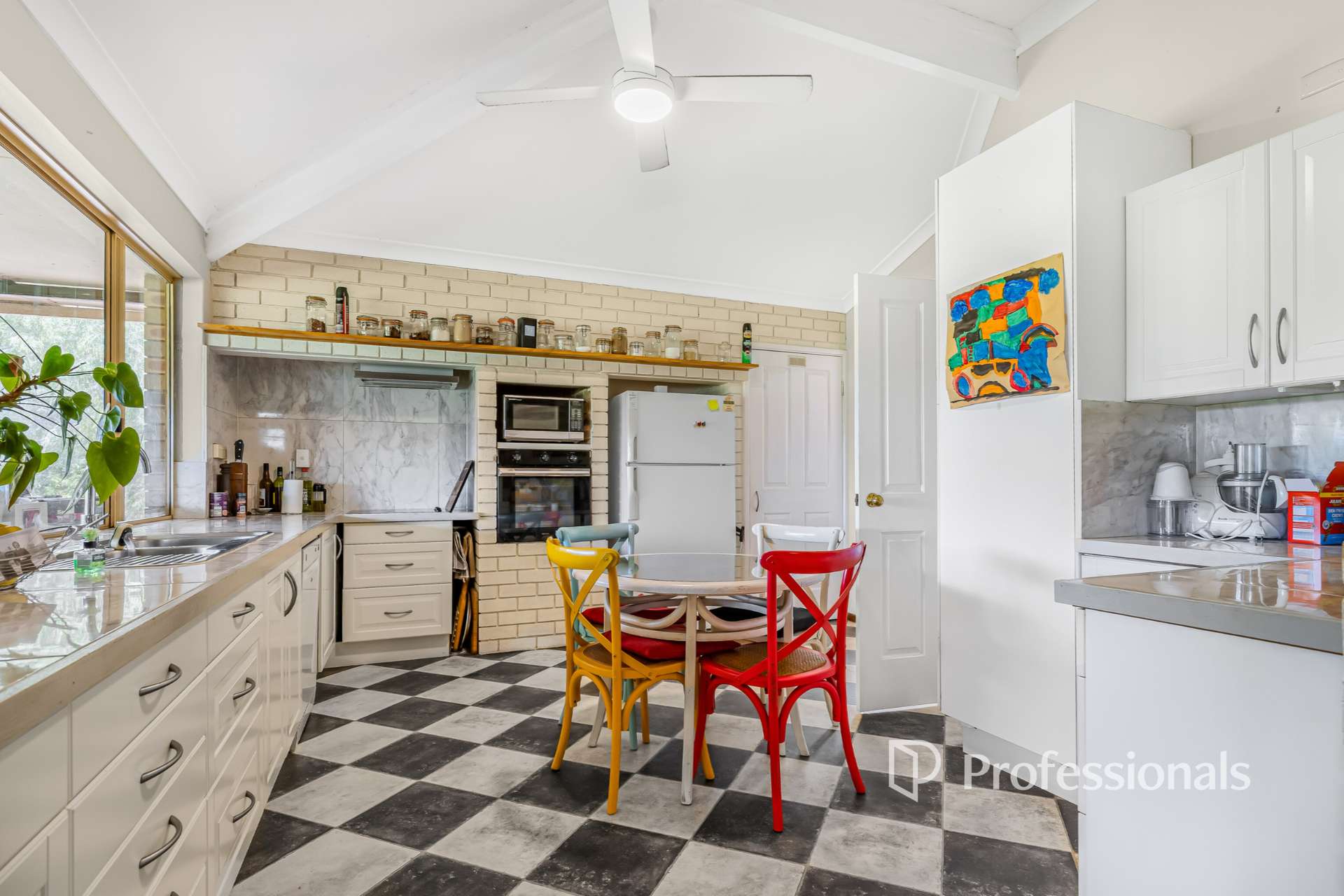 190 Tenth Street, Harvey For Sale by Farmbuy.com - image 7