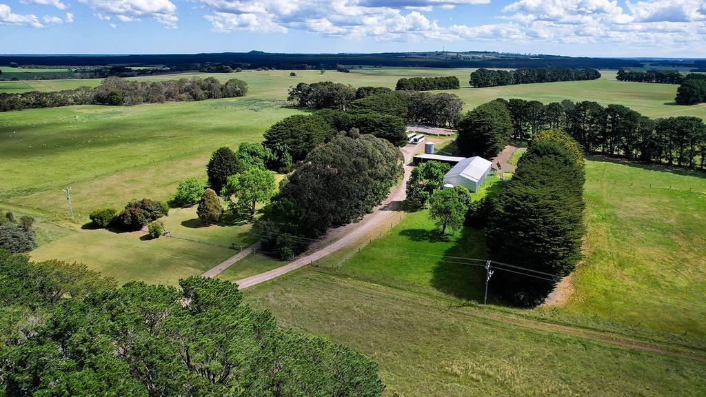 'Mirrimbah' 87 Hamilton-Port Fairy Road, Macarthur VIC 3286