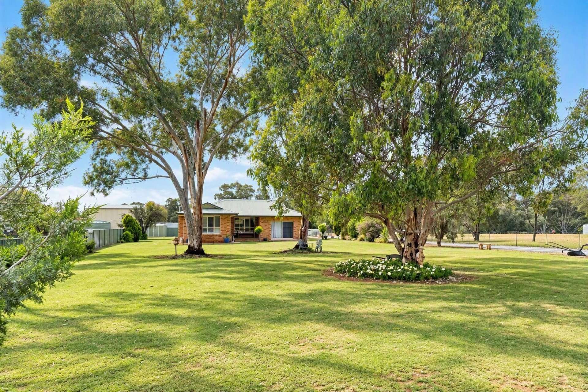 52 Old School Road, Parkes For Sale by Farmbuy.com - image 1
