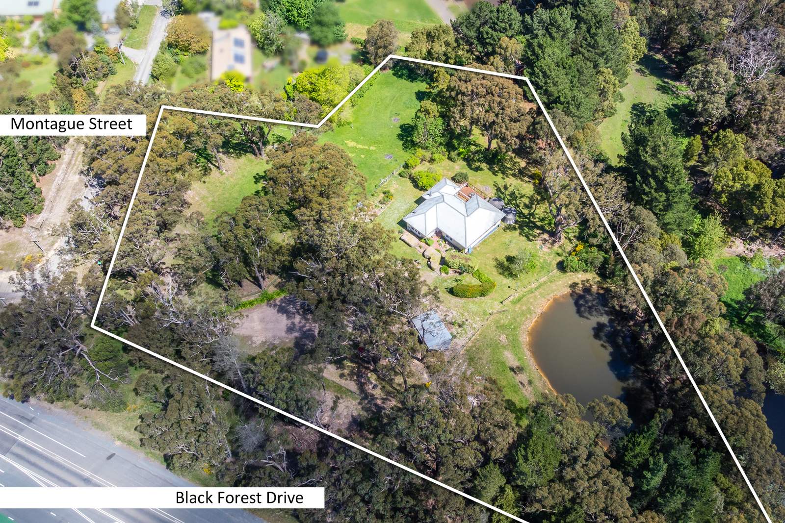 10 Montague Street, Macedon For Sale by Farmbuy.com - image 26