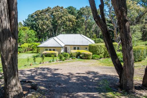Farm For Sale - VIC - Macedon - 3440 - Country Charm on 2.59 Acres – Paddock, Period Features & Room for a Pony 