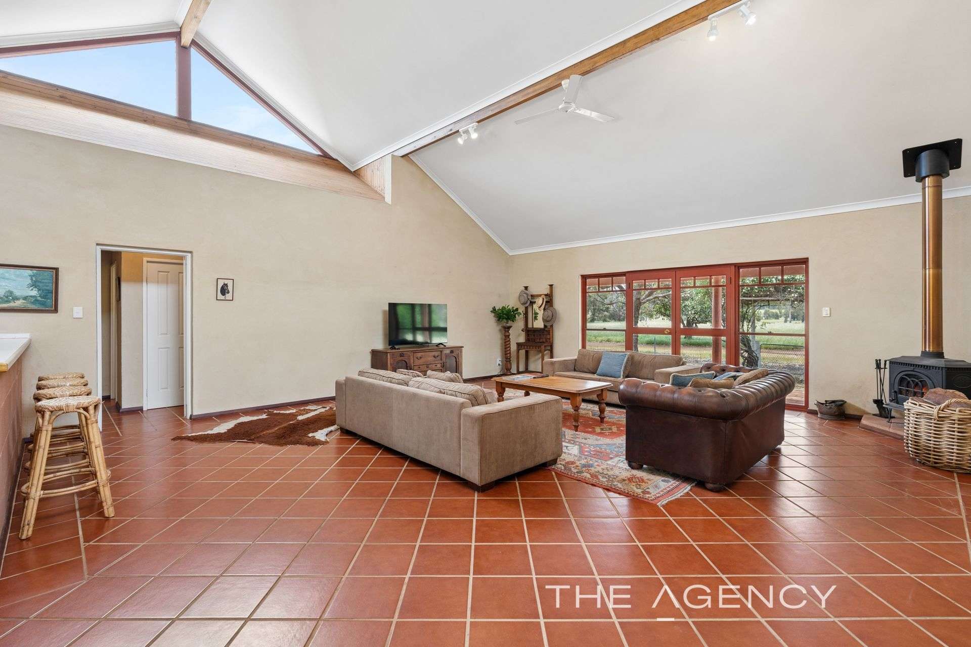 262 Tarrup Street, Gidgegannup For Sale by Farmbuy.com - image 14