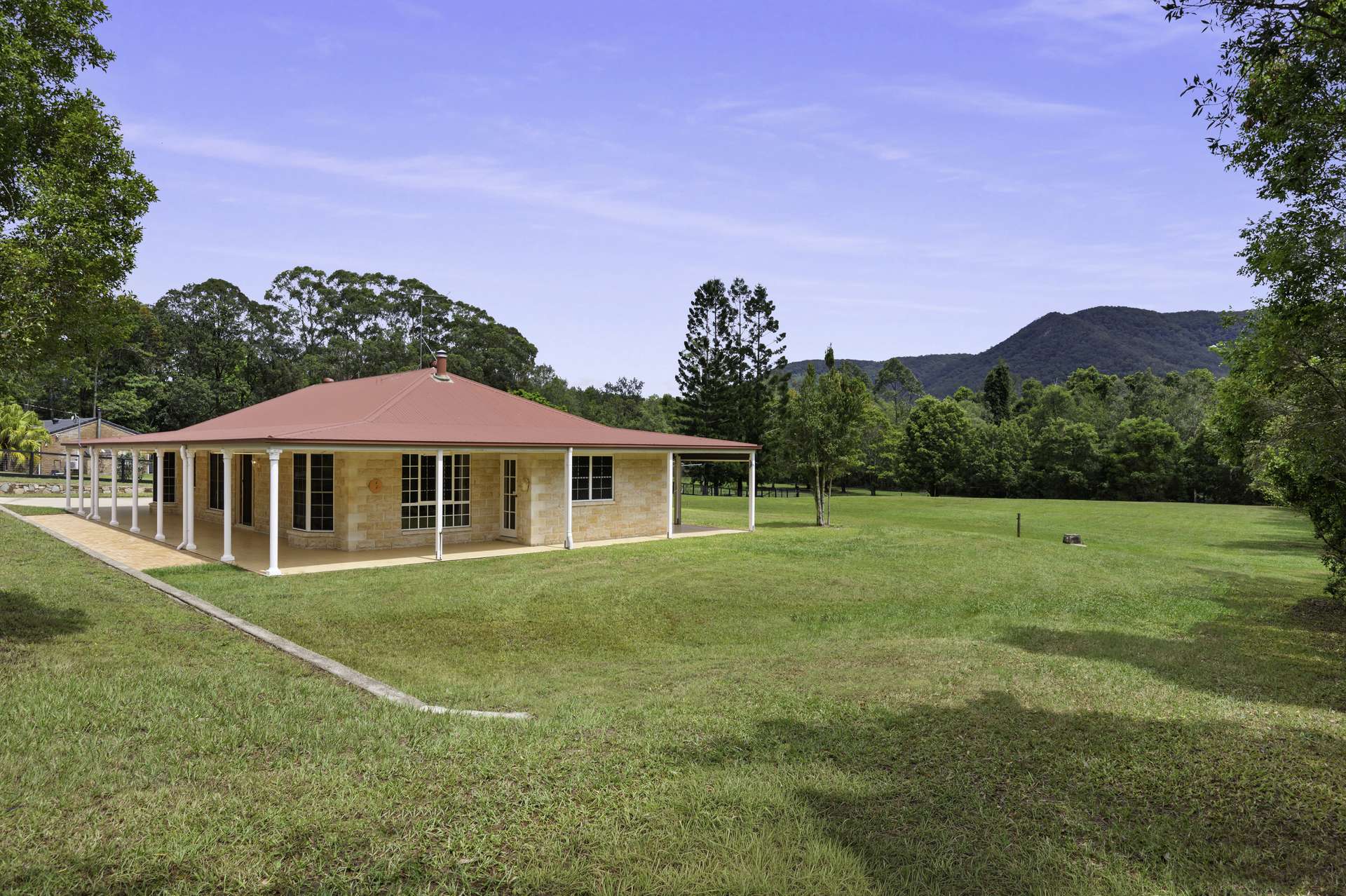 44 Greenwood Crescent, Samford Valley For Sale by Farmbuy.com - image 14