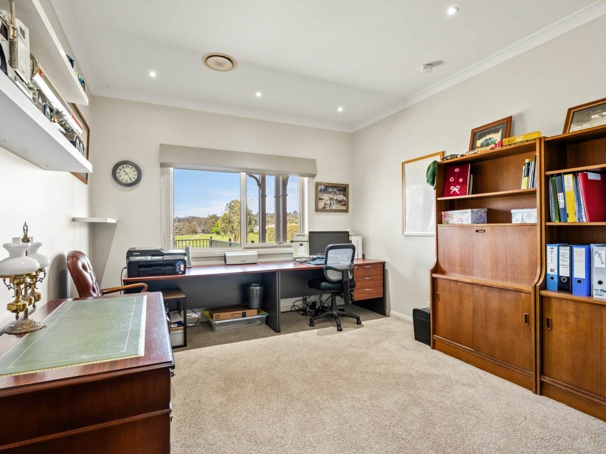 2 Killarney Drive, Swan Reach For Sale by Farmbuy.com - image 13