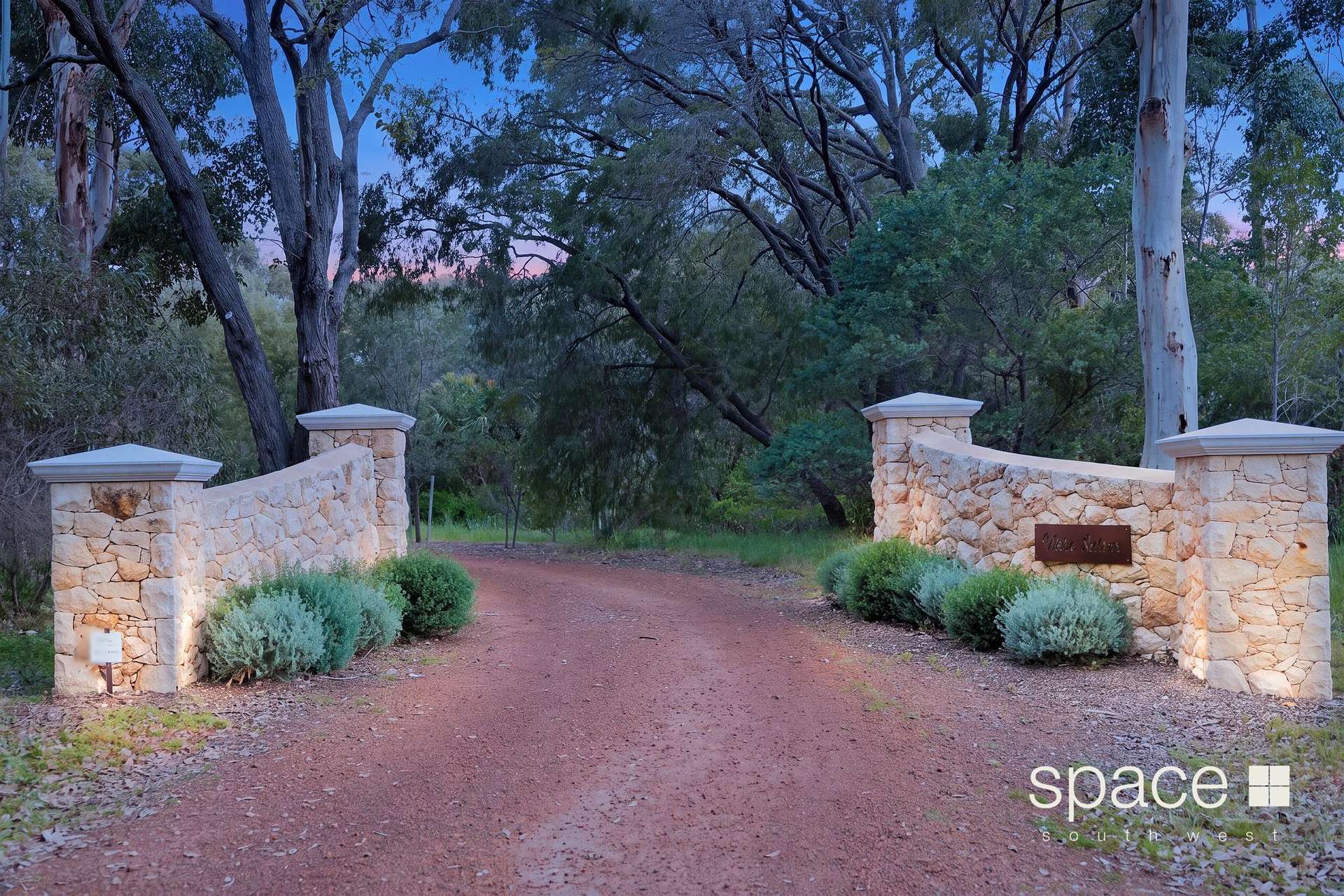 49 Mentelle Road, Burnside For Sale by Farmbuy.com - image 2