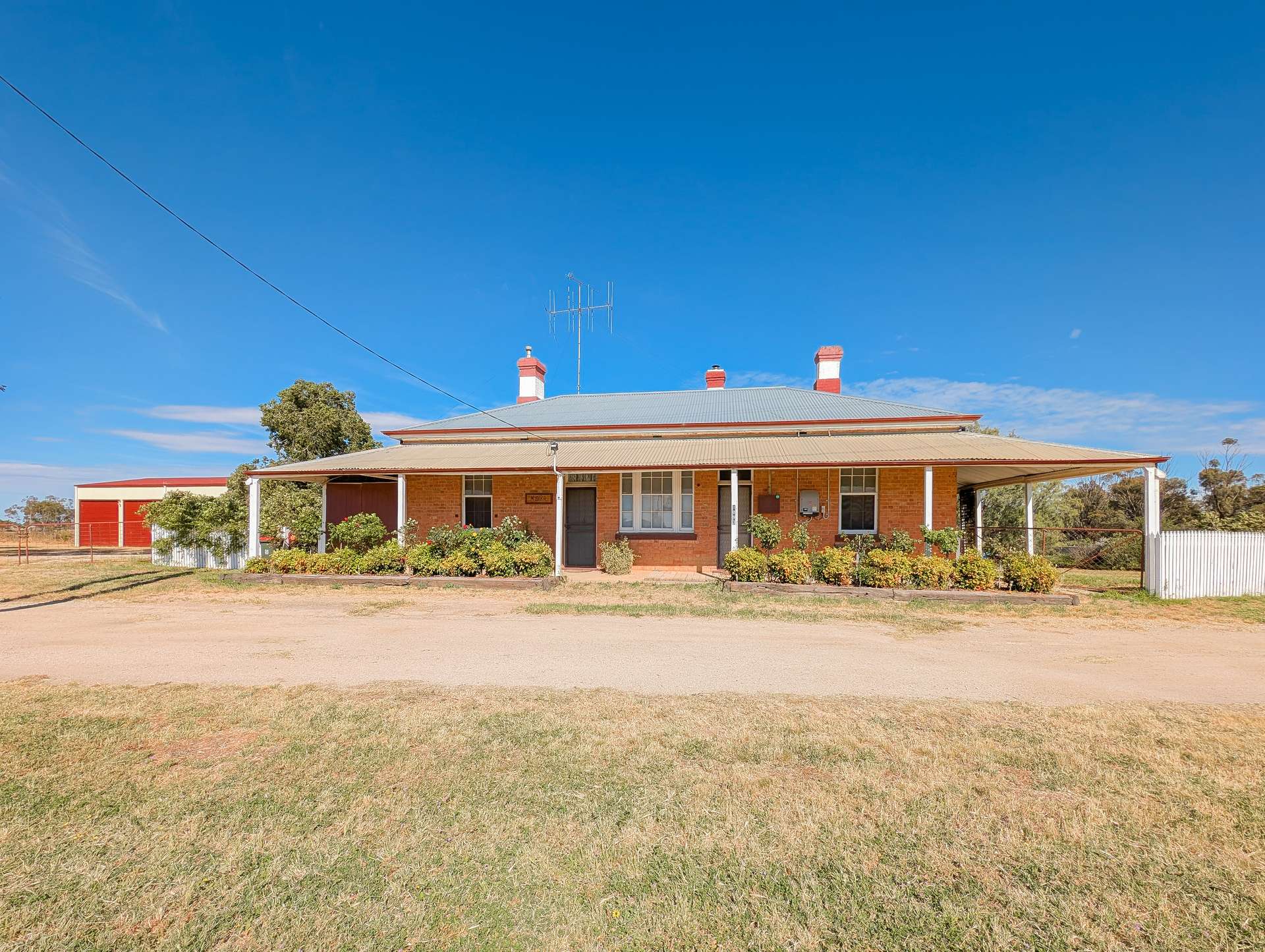 1893 Murray Valley Highway, Lake Charm For Sale by Farmbuy.com - image 1