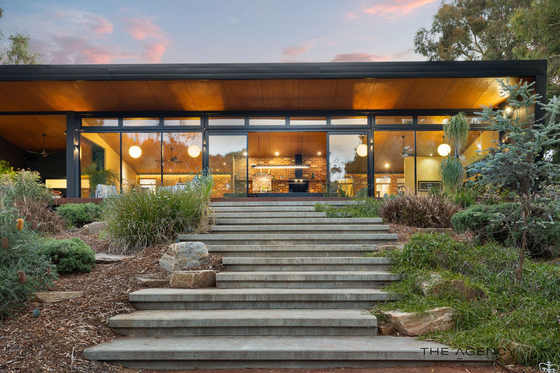 122 Holmes Road, Munster For Sale by Farmbuy.com - image 5