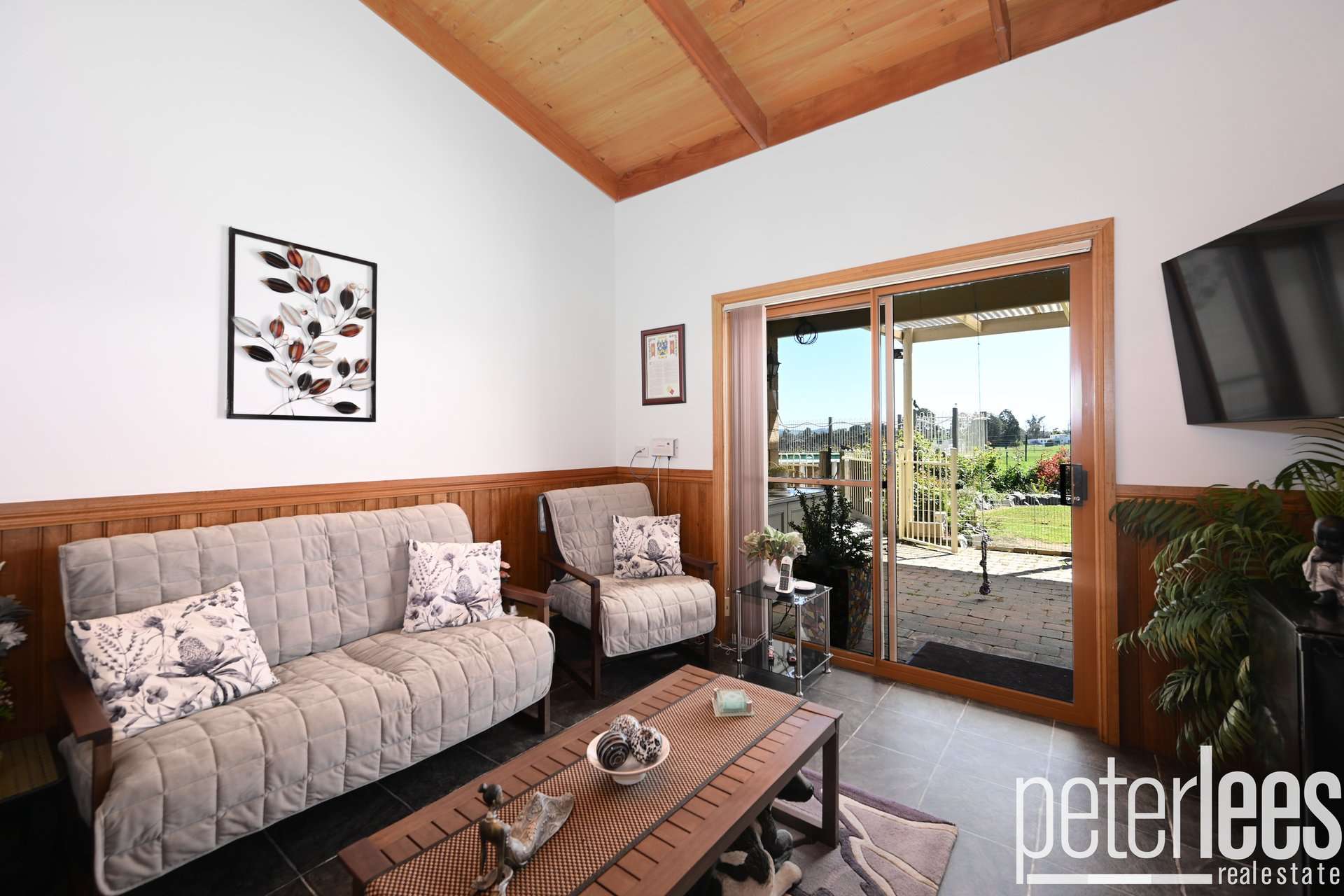 51 Loop Road, Glengarry For Sale by Farmbuy.com - image 9