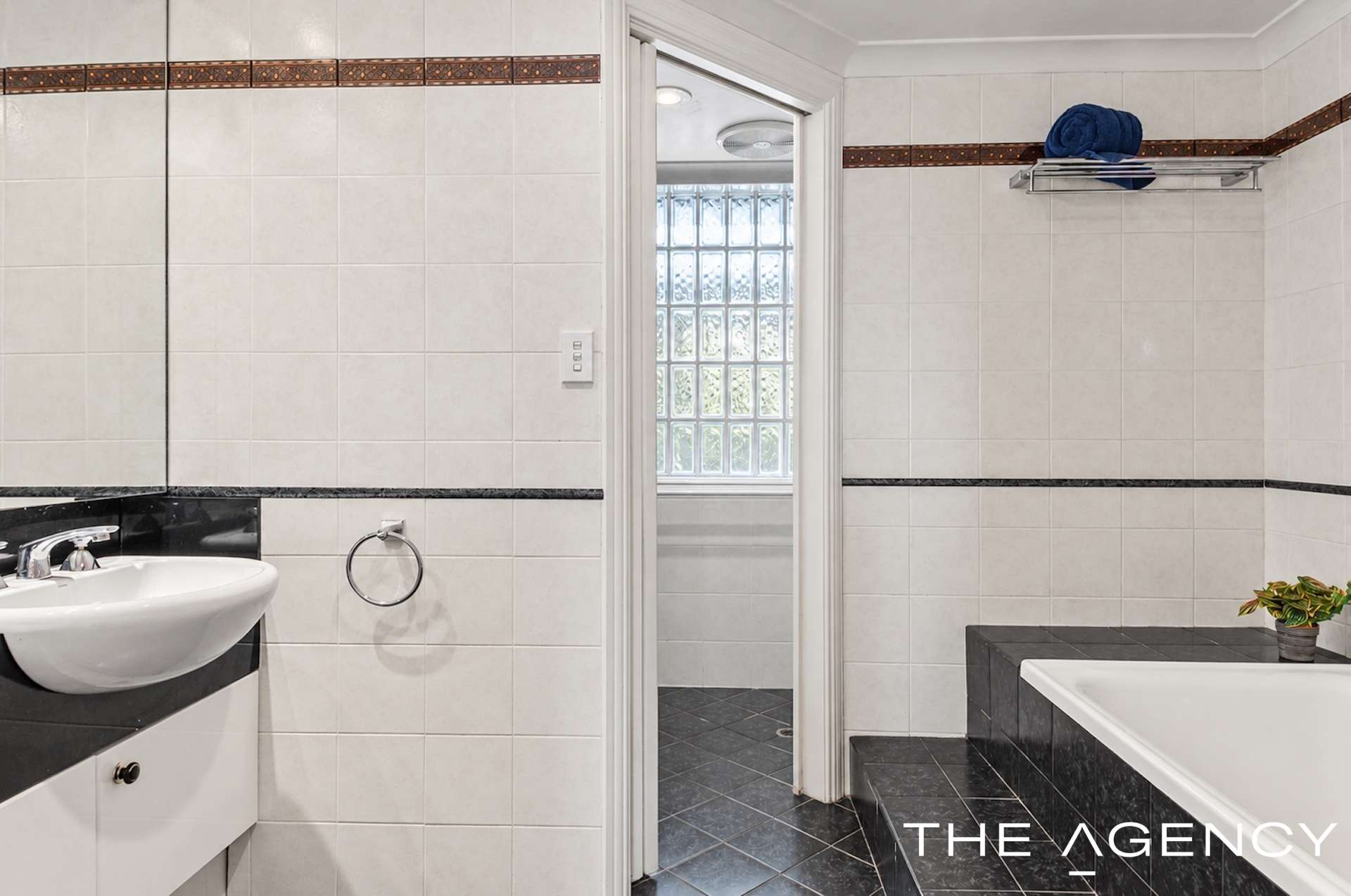 164 Springdale Heights, Hay For Sale by Farmbuy.com - image 17