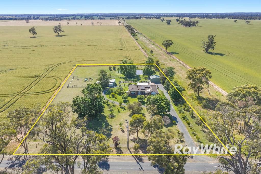 86 Brown Road, Colbinabbin VIC 3559