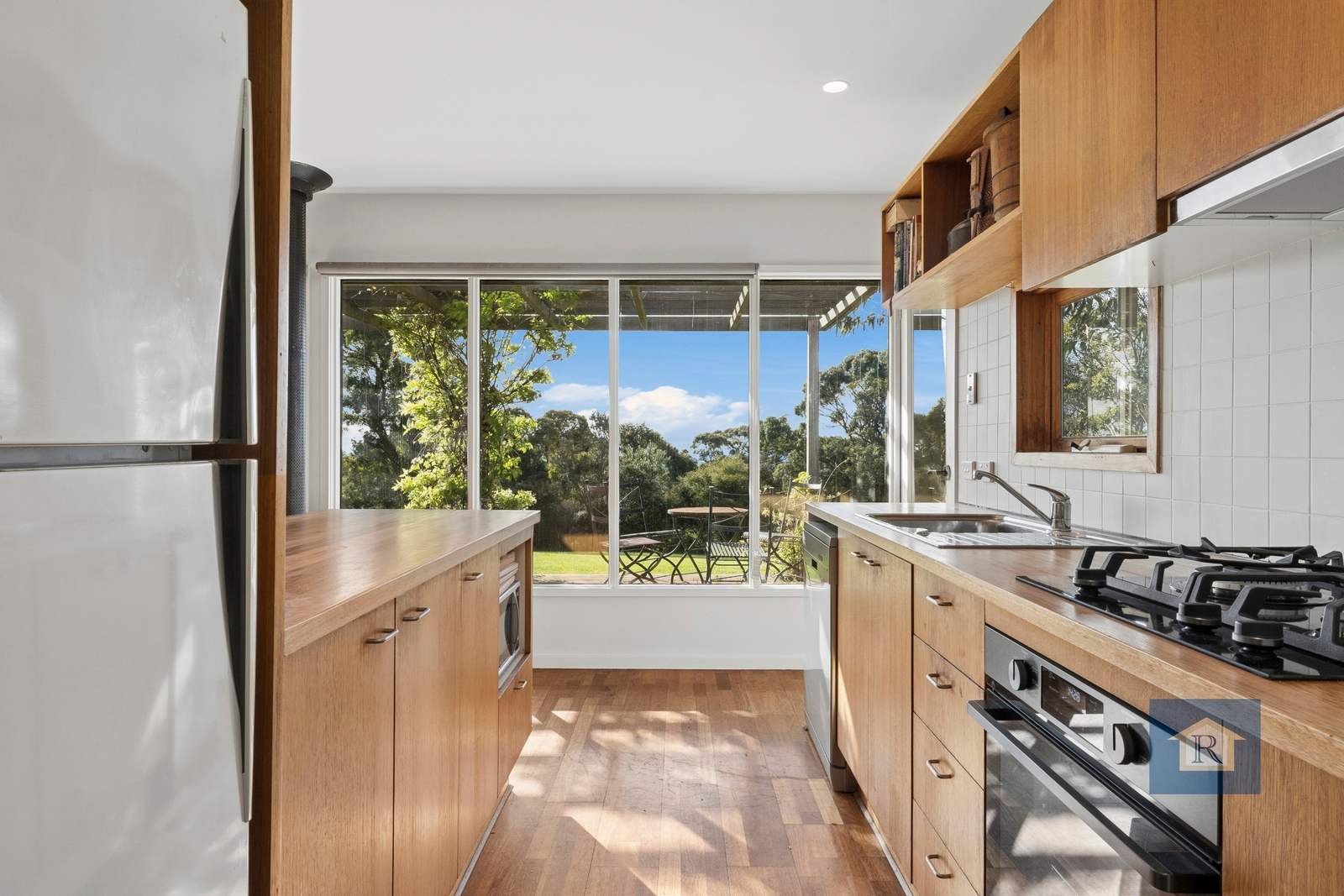 425 Parkers Road, Deans Marsh For Sale by Farmbuy.com - image 2