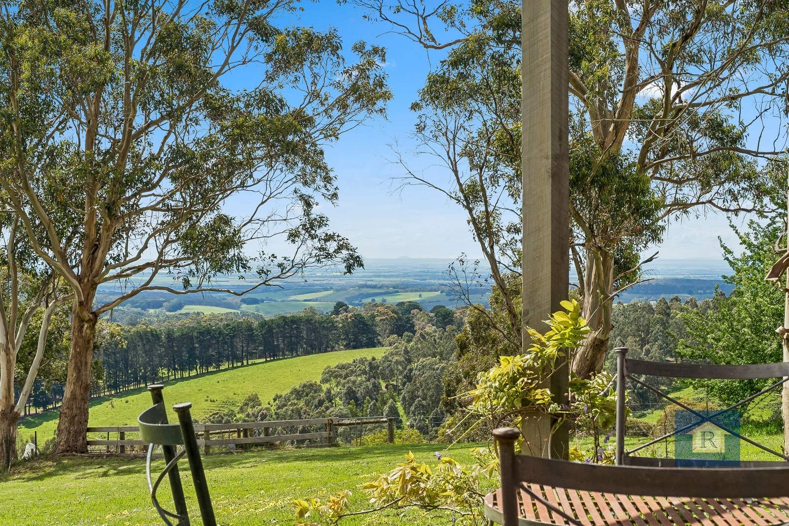 425 Parkers Road, Deans Marsh For Sale by Farmbuy.com - image 4