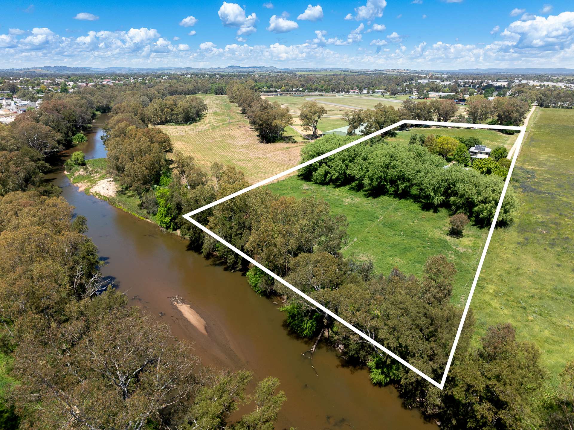 22 Showground Lane, Cowra For Sale by Farmbuy.com - image 3