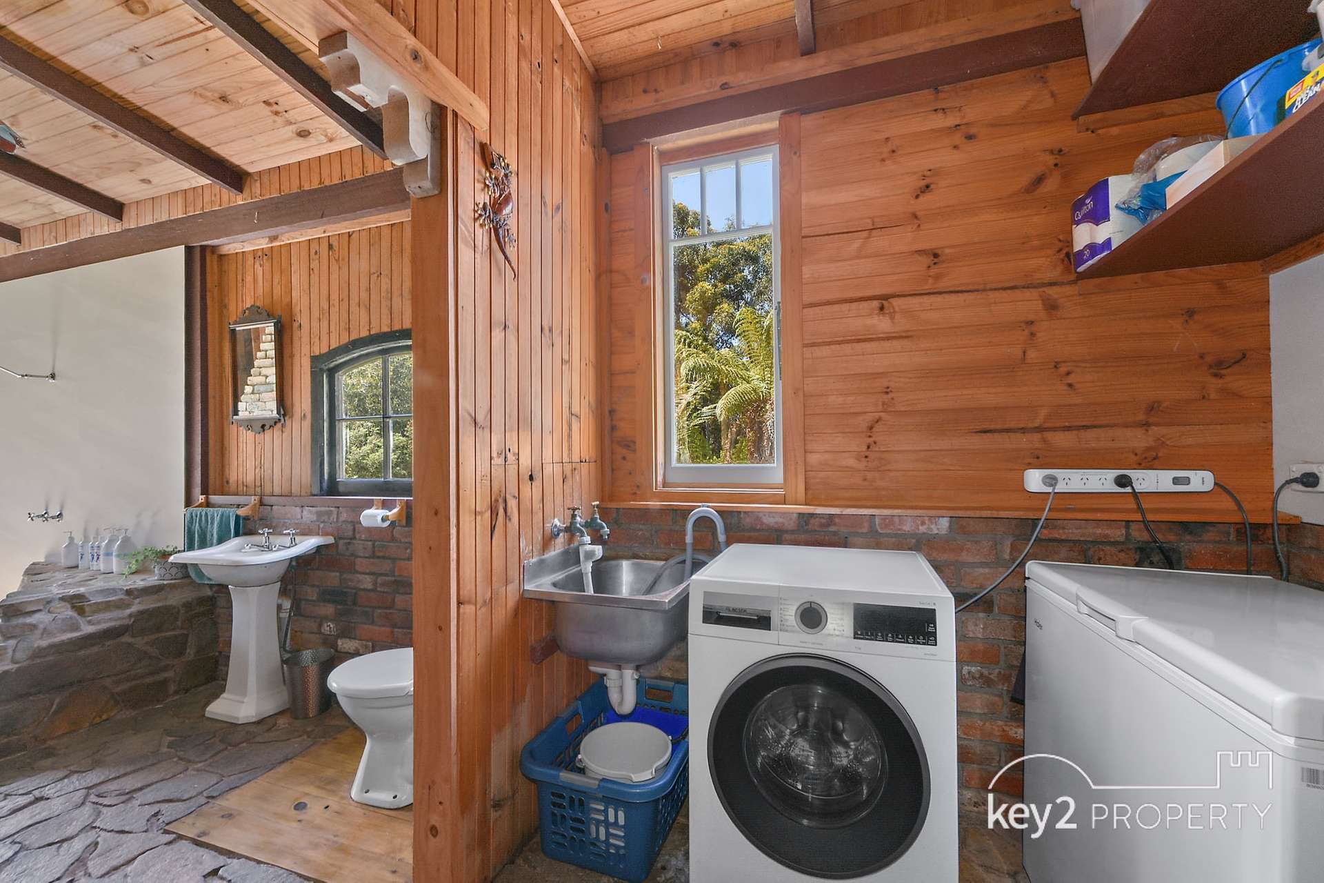 251 Myrtle Creek Road, Liffey For Sale by Farmbuy.com - image 9