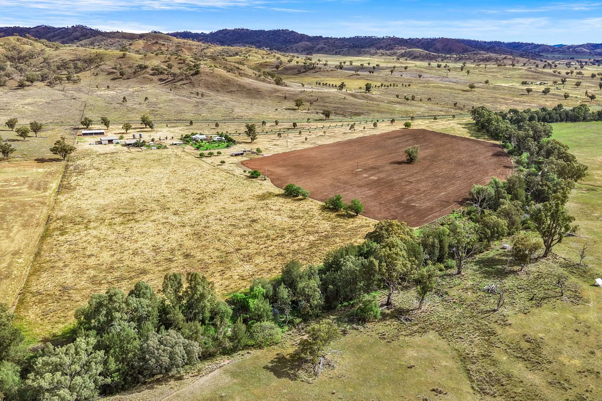 Tara, 1425 Halls Creek Road, Manilla For Sale by Farmbuy.com - image 24