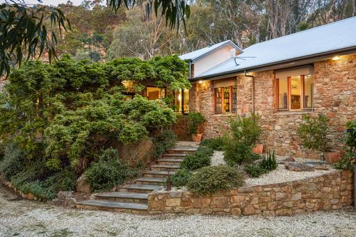 100 Mt Bernard Lane, Avenel VIC 3664
