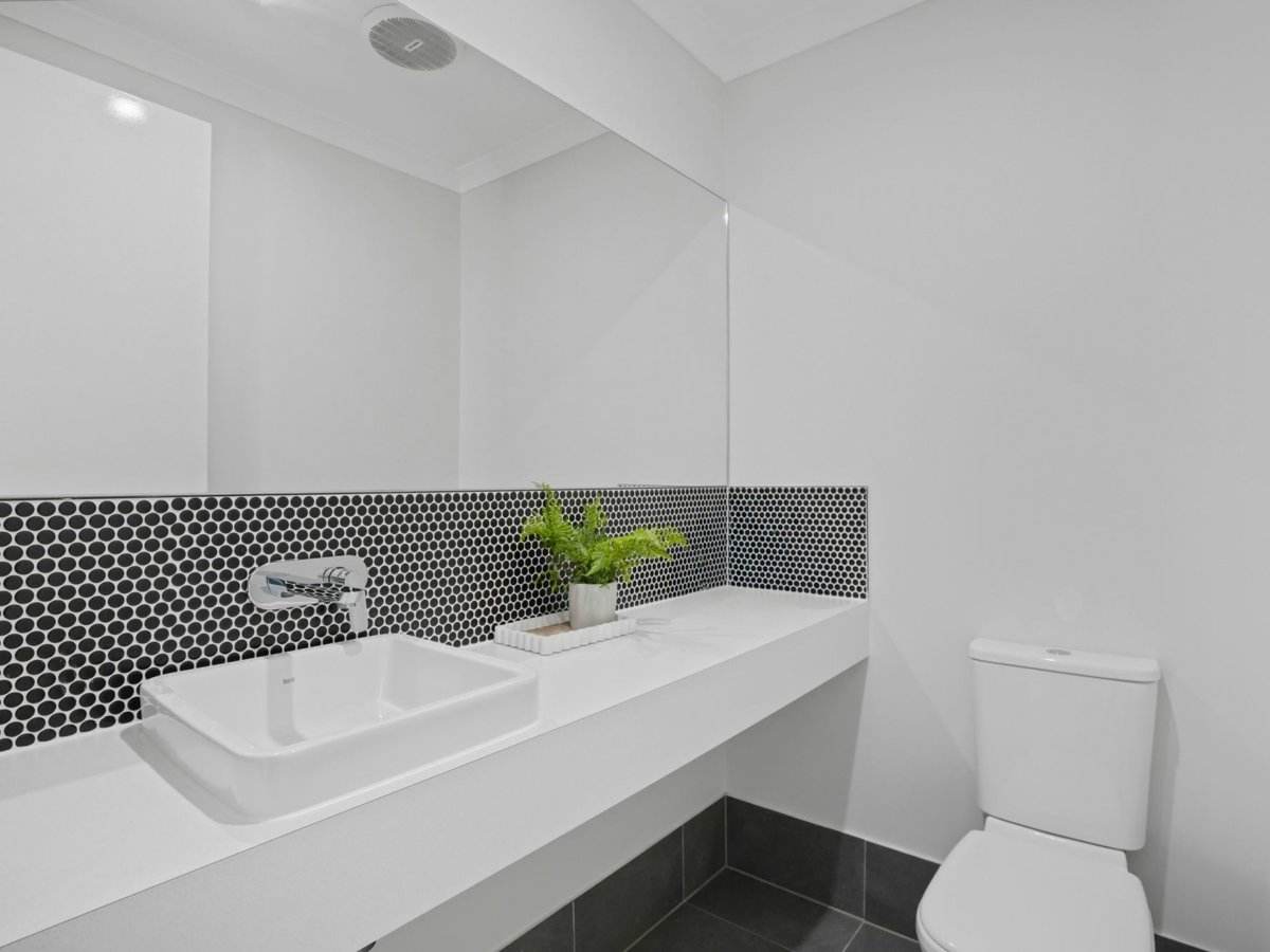 36-40 Rockford Close, Stockleigh For Sale by Farmbuy.com - image 23