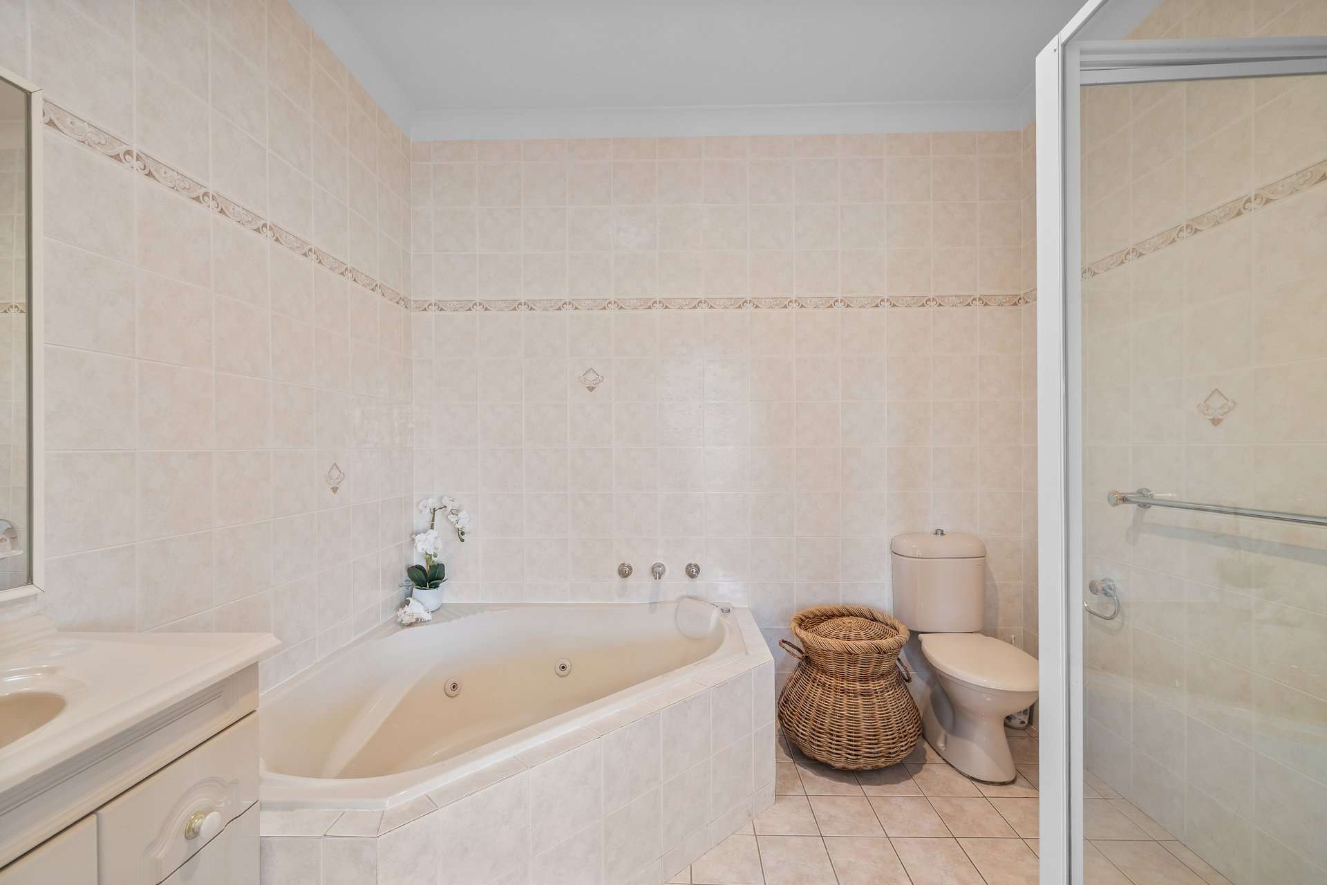 10 Lawrence Avenue, Tamworth For Sale by Farmbuy.com - image 15