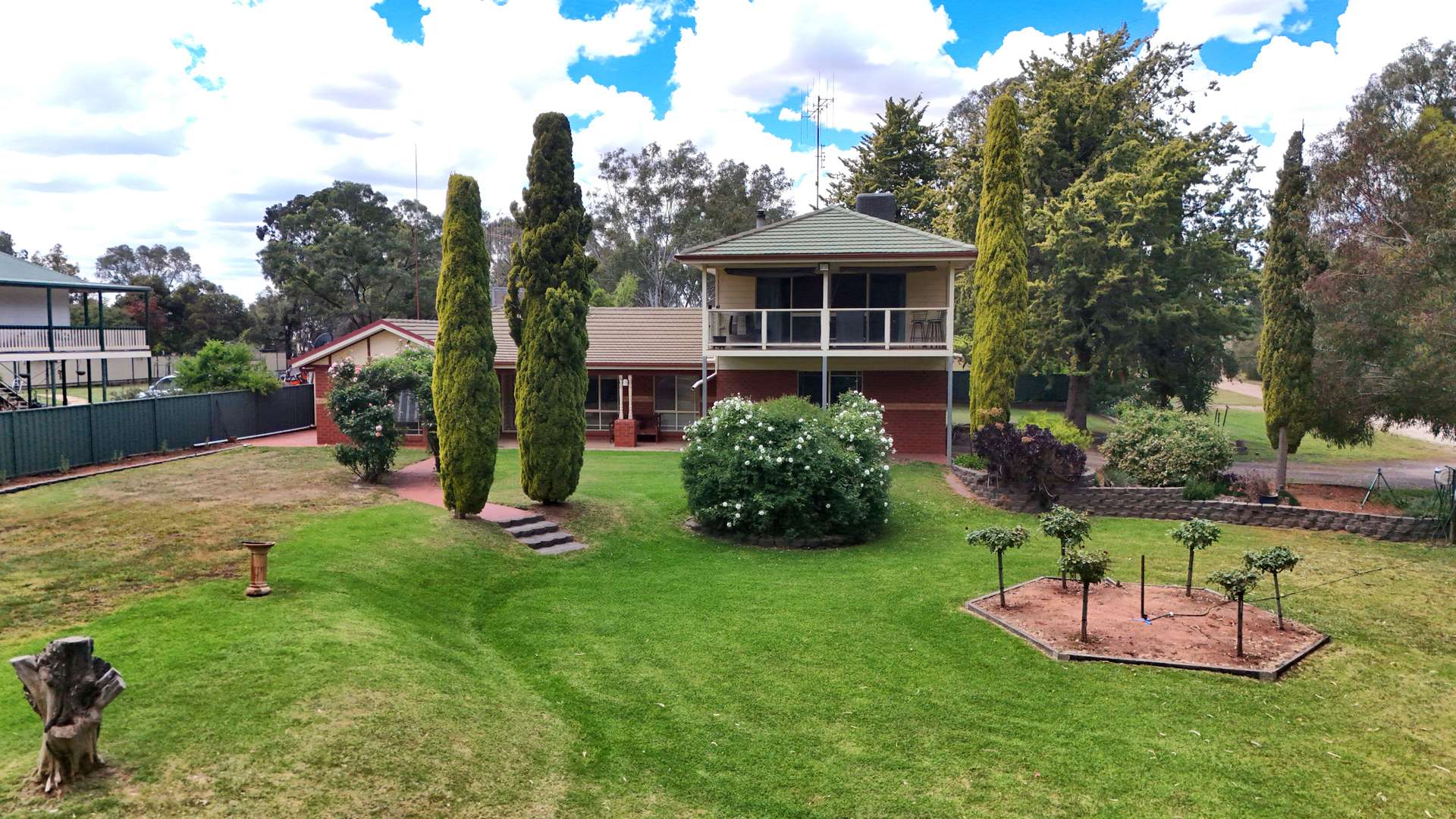 20 South Street, Tooleybuc For Sale by Farmbuy.com - image 1