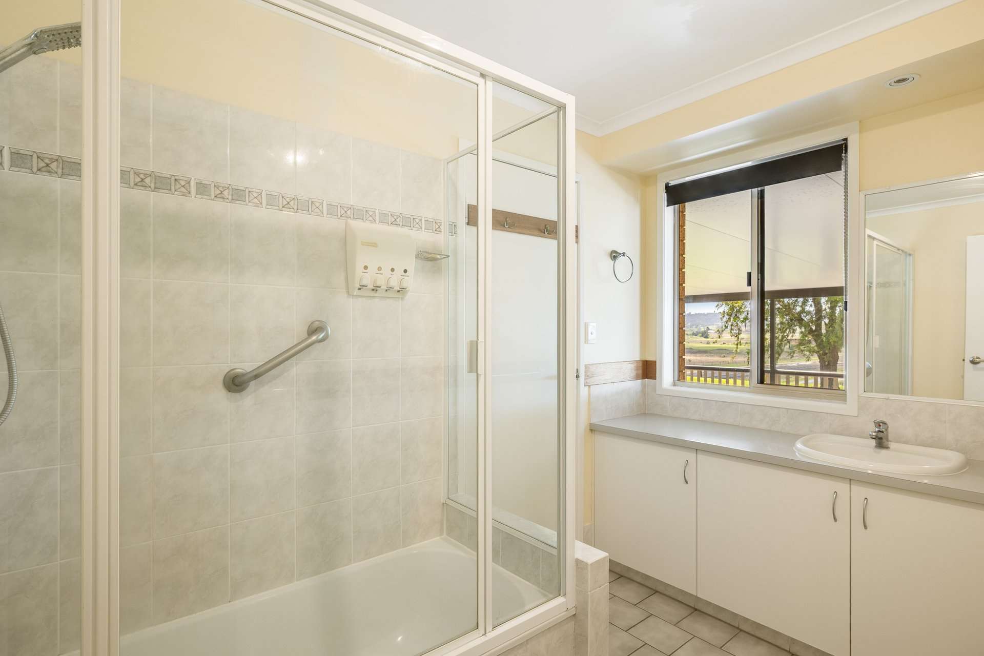 14 Junction Street, Gowrie Junction For Sale by Farmbuy.com - image 15