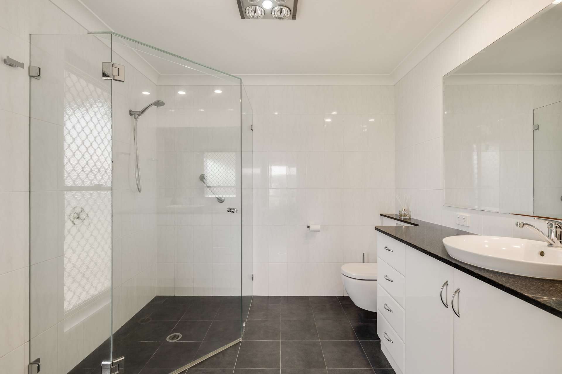 14 Junction Street, Gowrie Junction For Sale by Farmbuy.com - image 14