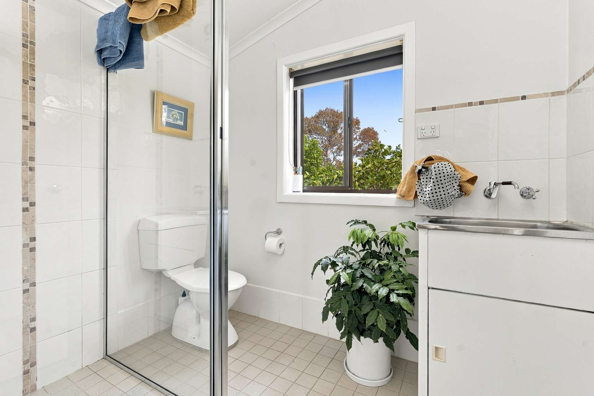 5 Riverview Place, Cowra For Sale by Farmbuy.com - image 13