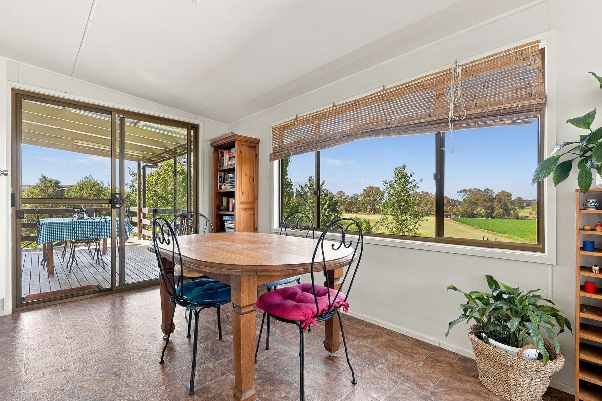 5 Riverview Place, Cowra For Sale by Farmbuy.com - image 8