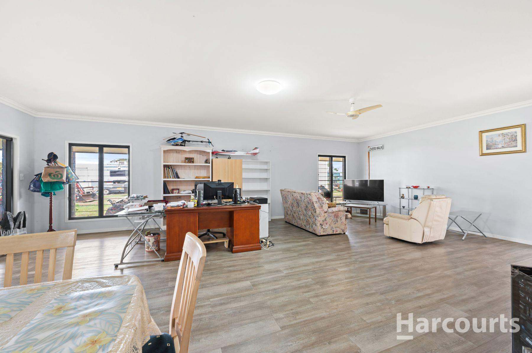 80 Kleins Road, Woongarra For Sale by Farmbuy.com - image 6