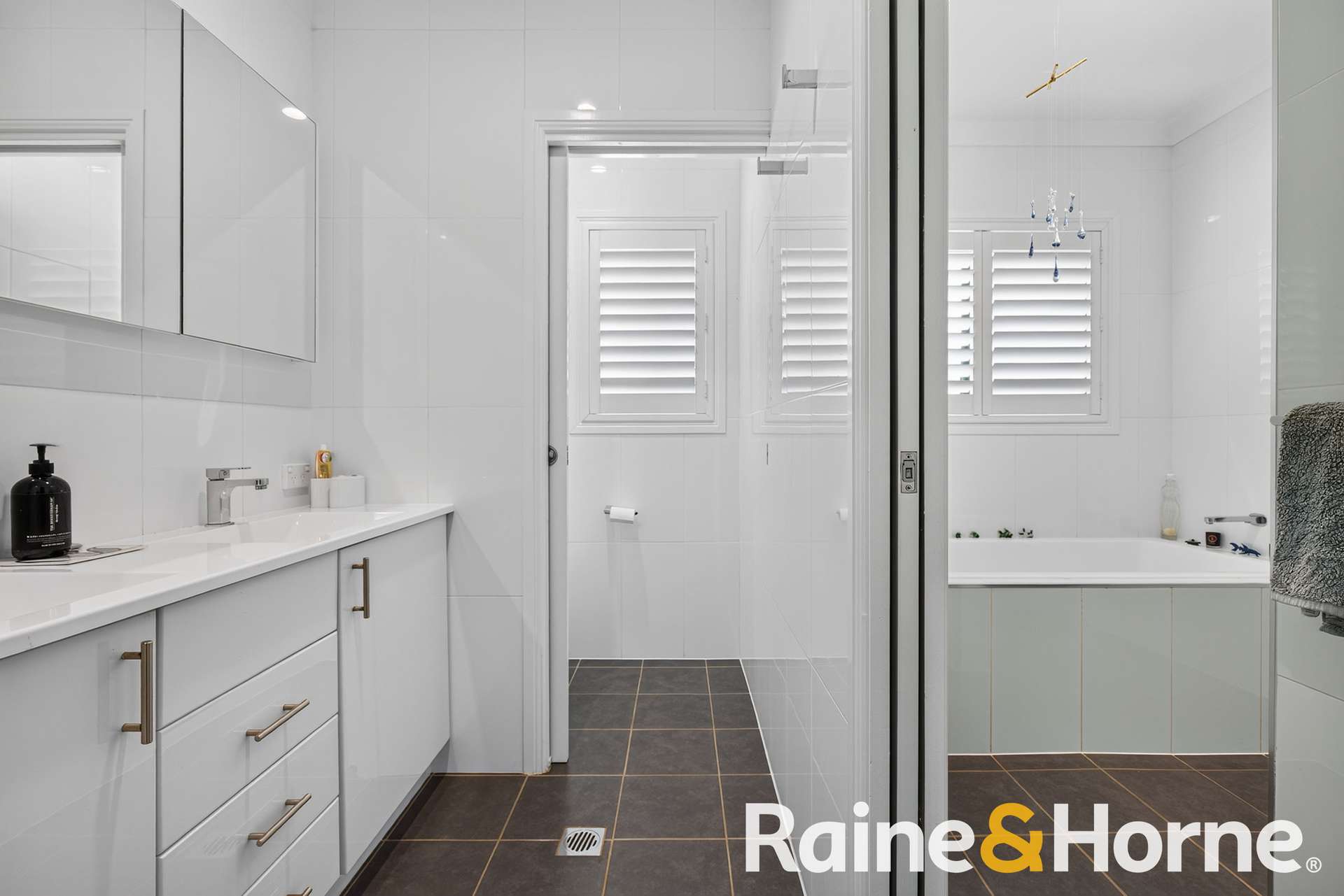 23 Charmere Place, Dubbo For Sale by Farmbuy.com - image 13