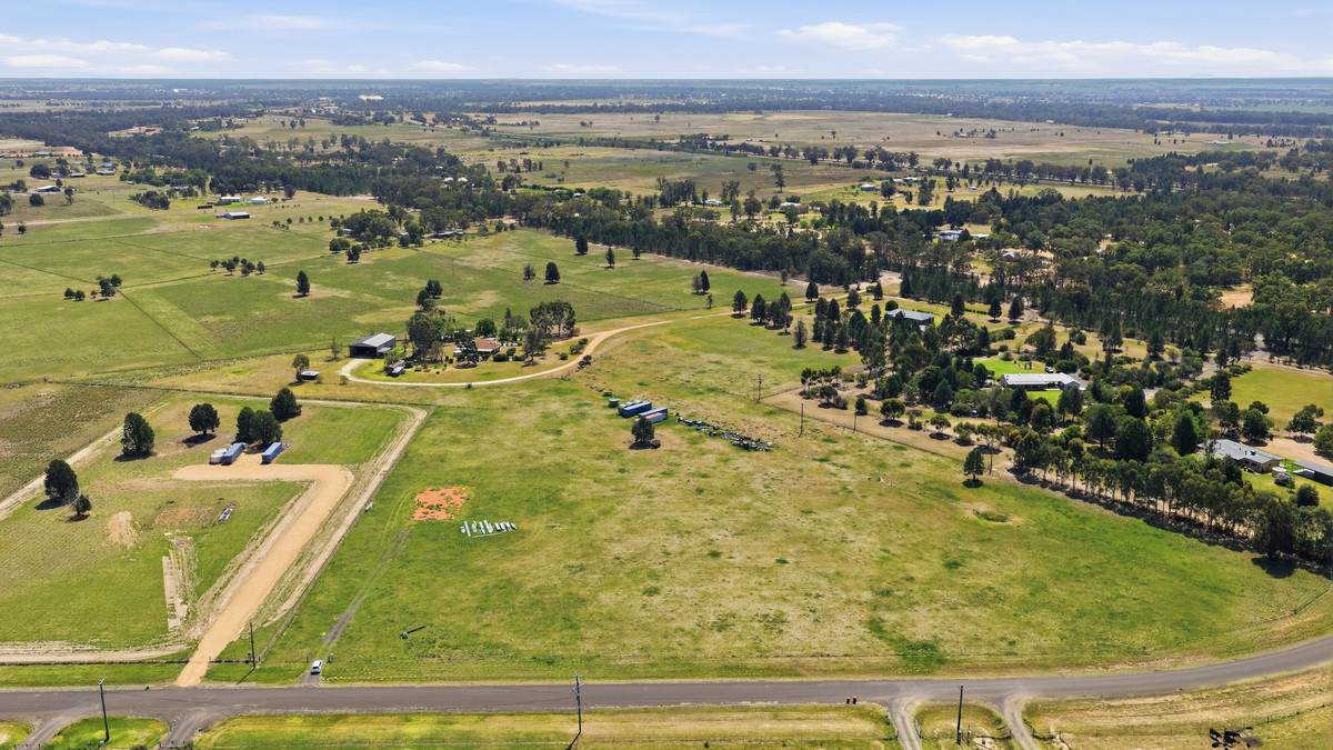 52 Coppleson Drive, Narrabri For Sale by Farmbuy.com - image 4