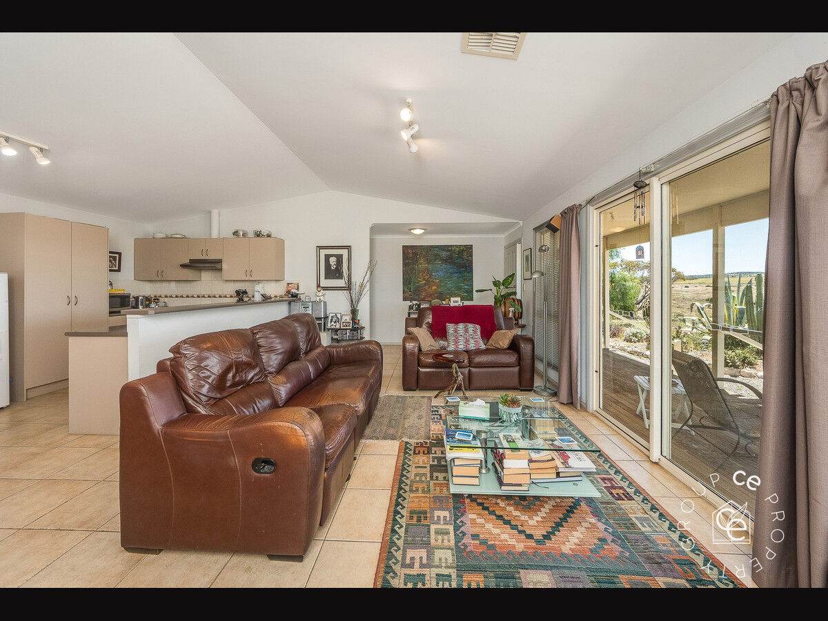 1813 Black Hill Road, Black Hill For Sale by Farmbuy.com - image 6